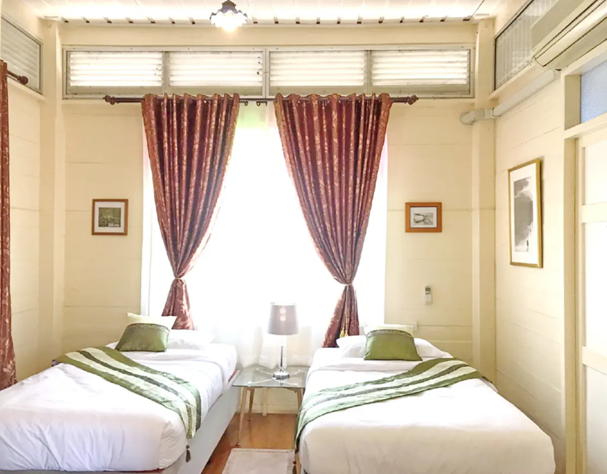 หนุ่มใจป้ำซื้อ "บ้านโบราณอายุเกือบร้อยปี" ทุ่มทุนรีโนเวท จนได้บ้านสวยตระการตา