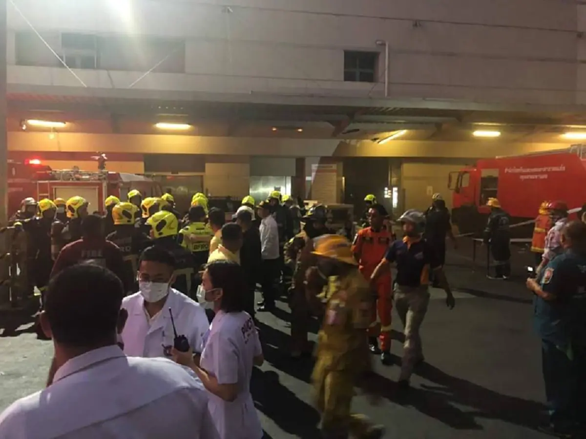 อาลัย 2 พนง. เหตุไฟไหม้กลางกรุง