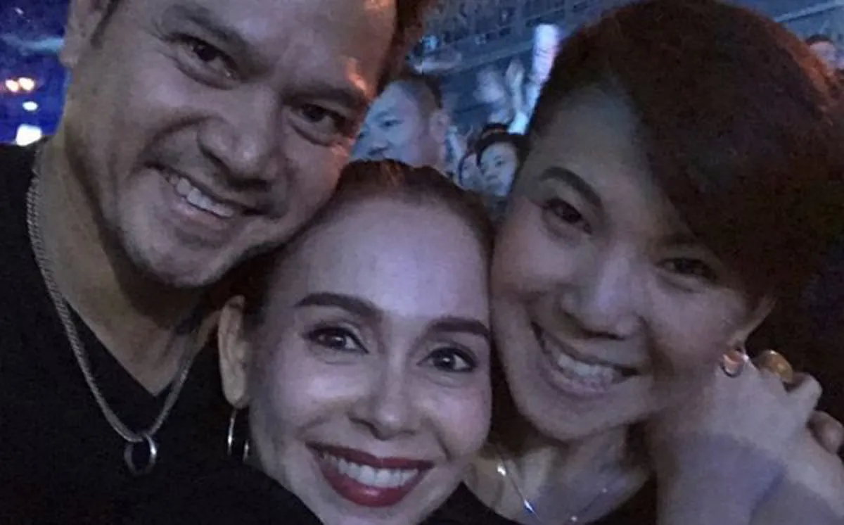 "นัท - ยุ้ย" ร่วมเฟรมพร้อม "น้องสมใจ - น้องสุขใจ ลูก "เต๋า สมชาย" งานฉลองวิวาห์สายฟ้า เศรษฐบุตร