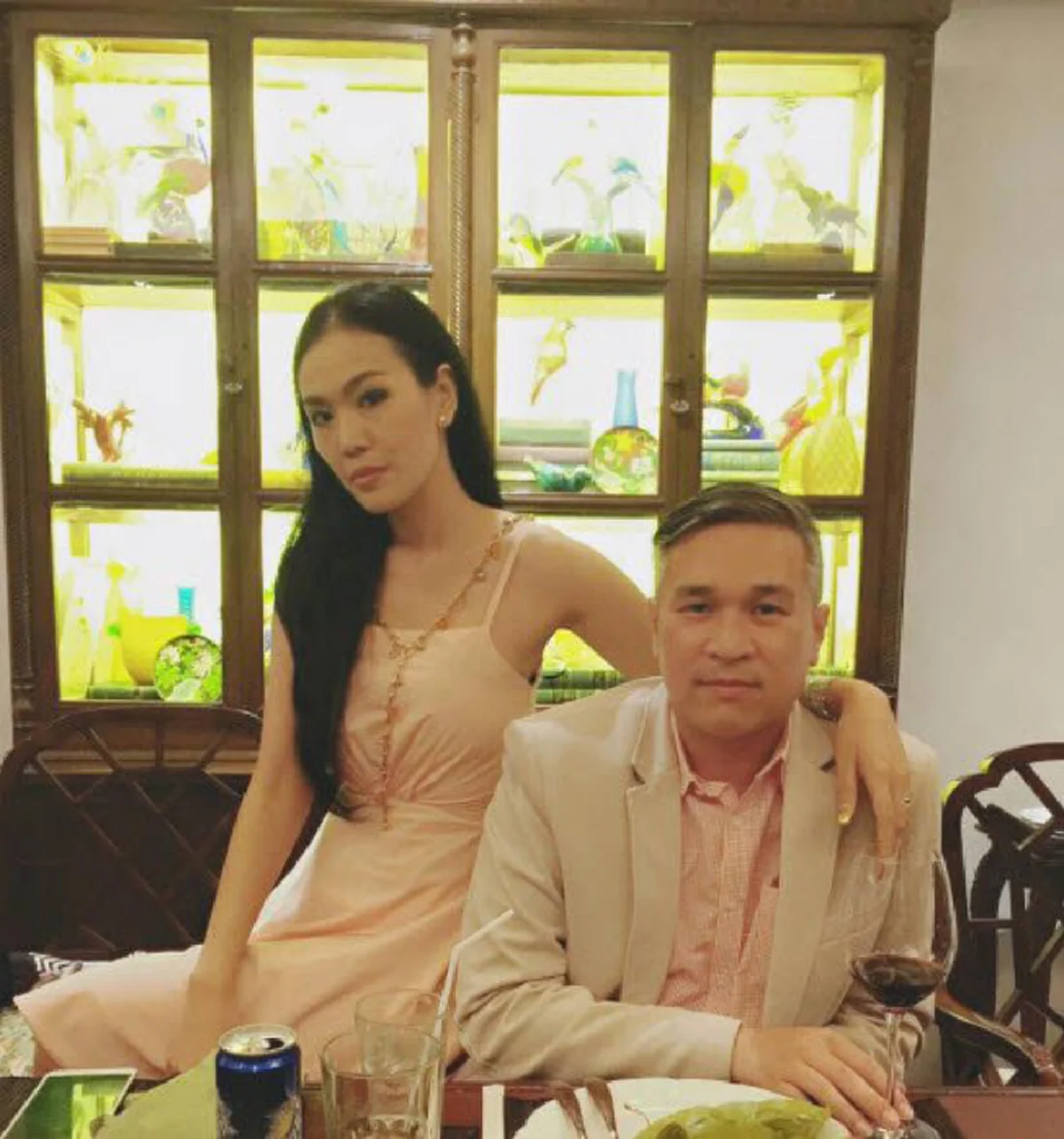 ***มองแล้วมองอีก !! อดีตพระเอกดังยุค 90 "สายฟ้า เศรษฐบุตร" ที่หันหลังให้วงการบันเทิง ล่าสุดเปลี่ยนไปจนแทบจำไม่ได้ !?