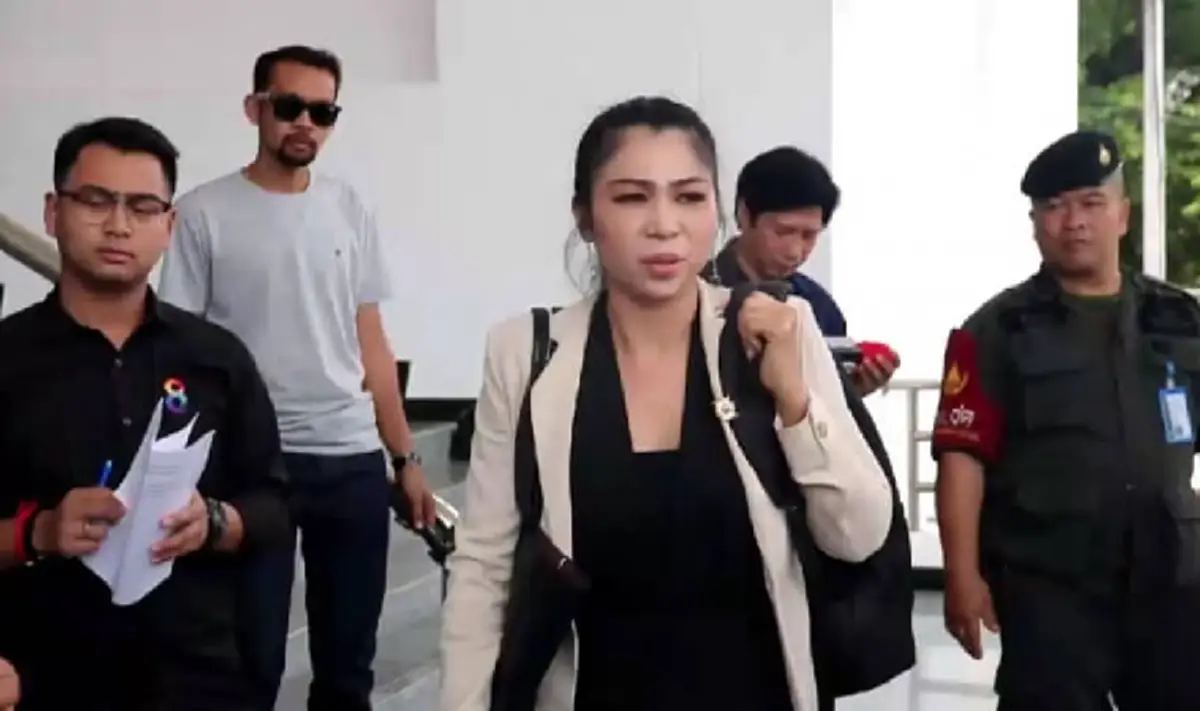 แถสีข้างถลอก !?!? เอาแล้วไง  "ฟ้า" ยอมรับแล้วคลิปเสียงหลุดพร้อมบอกเหตุผล ...เฉลยคุยกับใคร (มีคลิป)