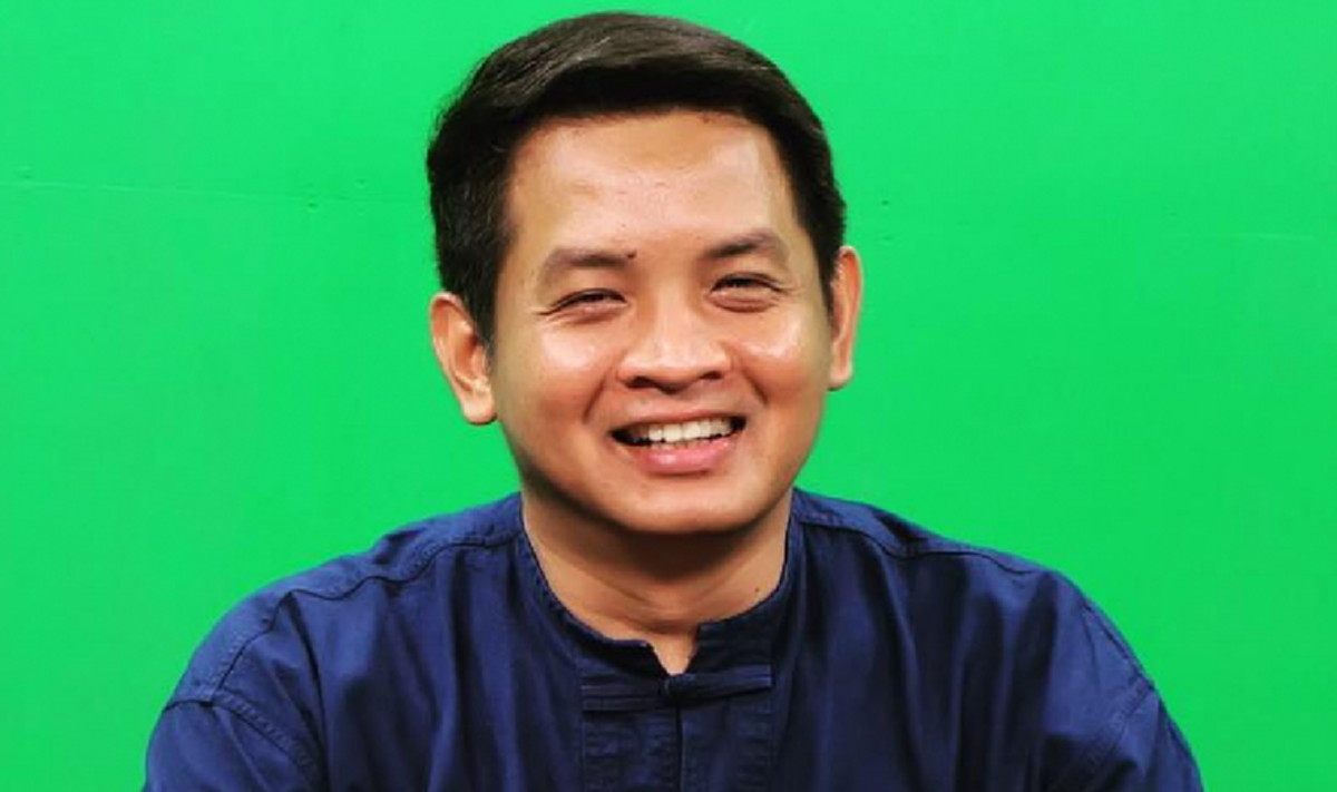 “สุริยะใส” หนุนปชป.หยั่งหัวหน้าพรรค  พื้นฐานประชาธิปไตย จวกไม่เหมือนบางพรรคขยันพูด แต่เป็นเผด็จการ