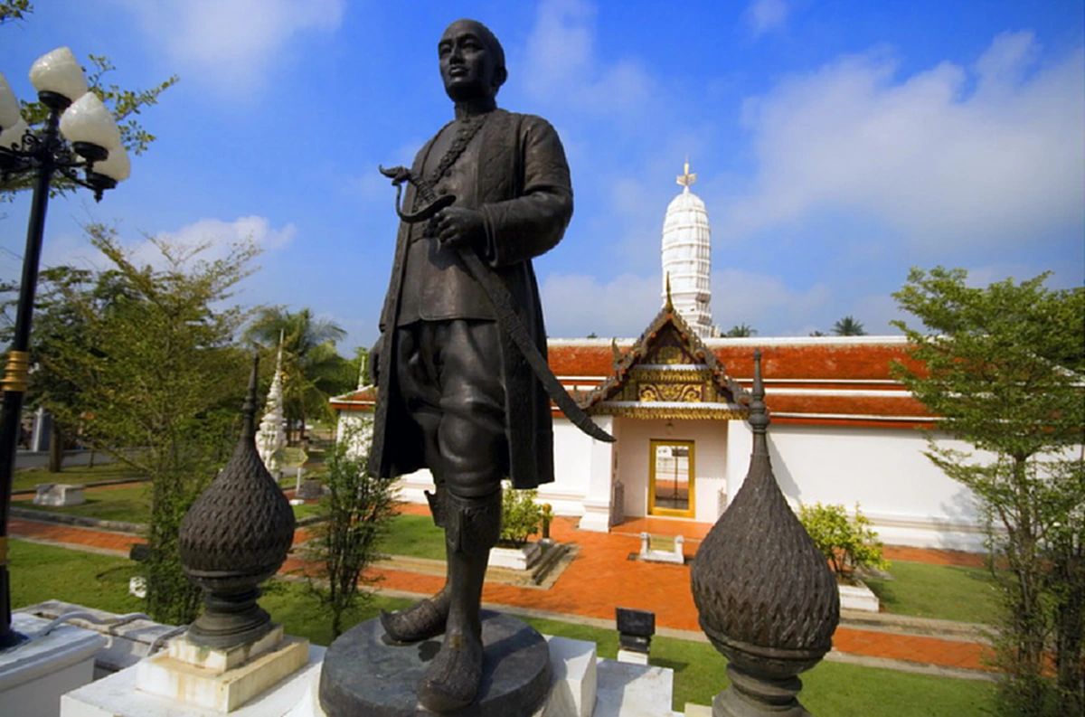 ร่วมน้อมรำลึกถึงพระเกียรติคุณ!! ๒๑ กรกฎาคม วันคล้ายวันสวรรคต "พระบาทสมเด็จพระพุทธเลิศหล้านภาลัย" รัชกาลที่ ๒ แผ่นดินทองแห่งยุควรรณคดีไทย !!