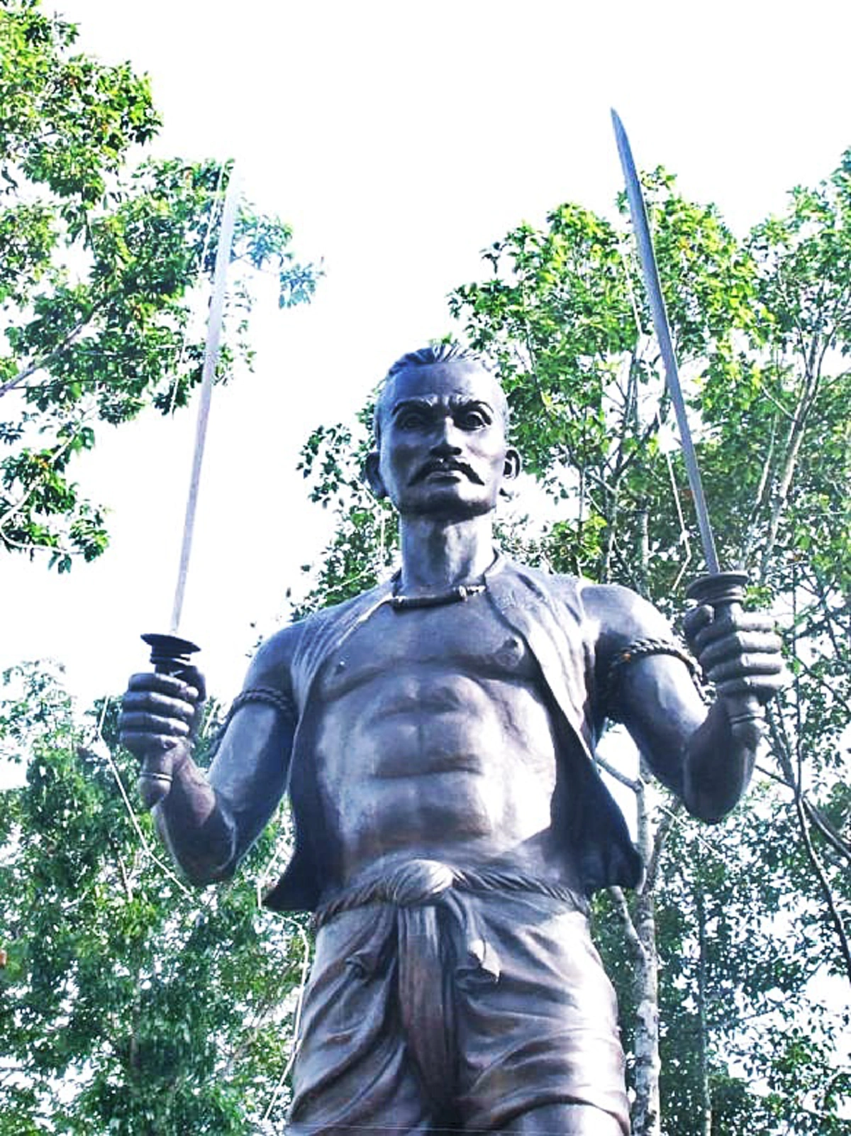 วีรชนผู้ถูกลืม!! เปิดตำนานวีรกรรม "ขุนรองปลัดชู" กับกองกำลังอาทมาต ๔๐๐ คน สู่ "วัดสี่ร้อย" อนุสรณ์ของผู้กล้าแห่งเมืองวิเศษไชยชาญ !!