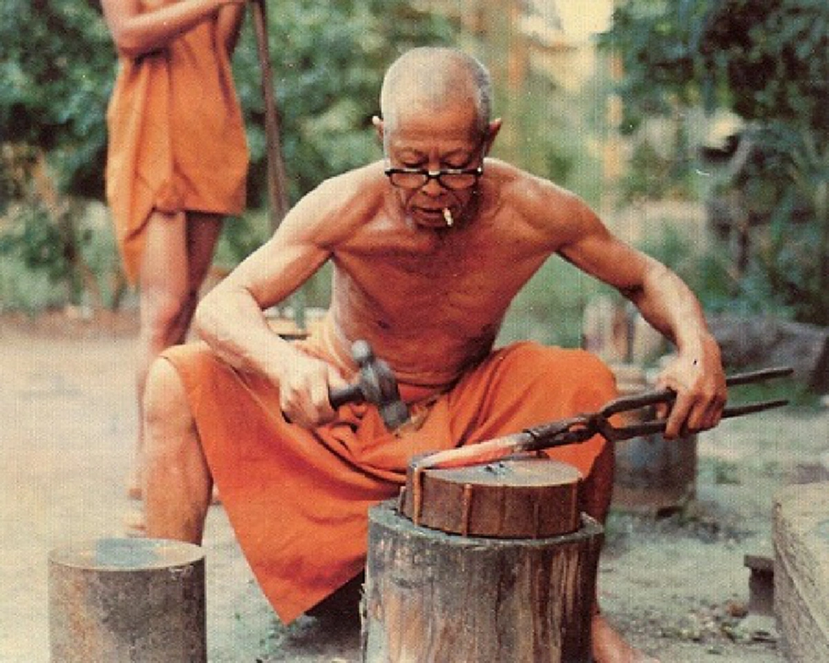 ทีเด็ดพระเจี๊ยะ!! รวมสุดยอดวีรกรรมช็อกโยมของ "หลวงปู่เจี๊ยะ" ... ชนิดที่พูดได้คำเดียวว่าคงจะหา "พระอริยะสายลุย" แบบนี้ไม่ได้อีกแล้ว!!