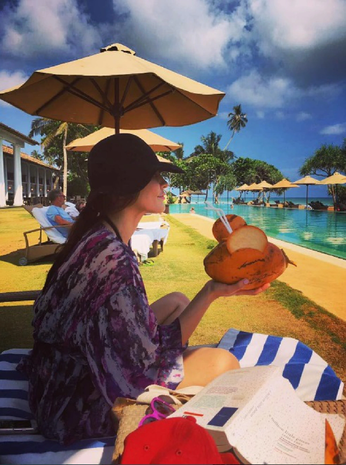 #ยิ่งกว่าละครหลังข่าว!! "แองจี้ เฮสติ้งส์" กับภาพชีวิต "หลังแต่งงาน" ได้สามีเศรษฐี น้ำมันชาวคูเวต นี่มันเจ้าหญิงในนิยายชัดๆ !! (ชมภาพ)