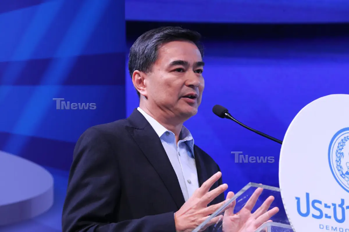 ท่าที “กรณ์” มิตรภาพต่อกองทัพ..สวนทาง “มาร์ค” ใครสร้างสรรค์-ไม่สร้างสรรค์ ชัดเจน!