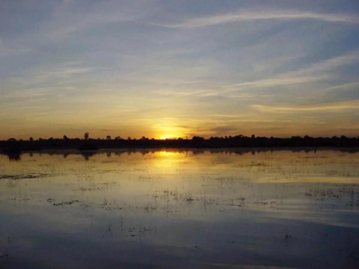 โศกนาฏกรรมแห่งความรัก หนึ่งมนุษย์ หนึ่งพญานาค ตำนานที่เล่าขานกันมา "บึงโขงหลง จังหวัดบึงกาฬ"