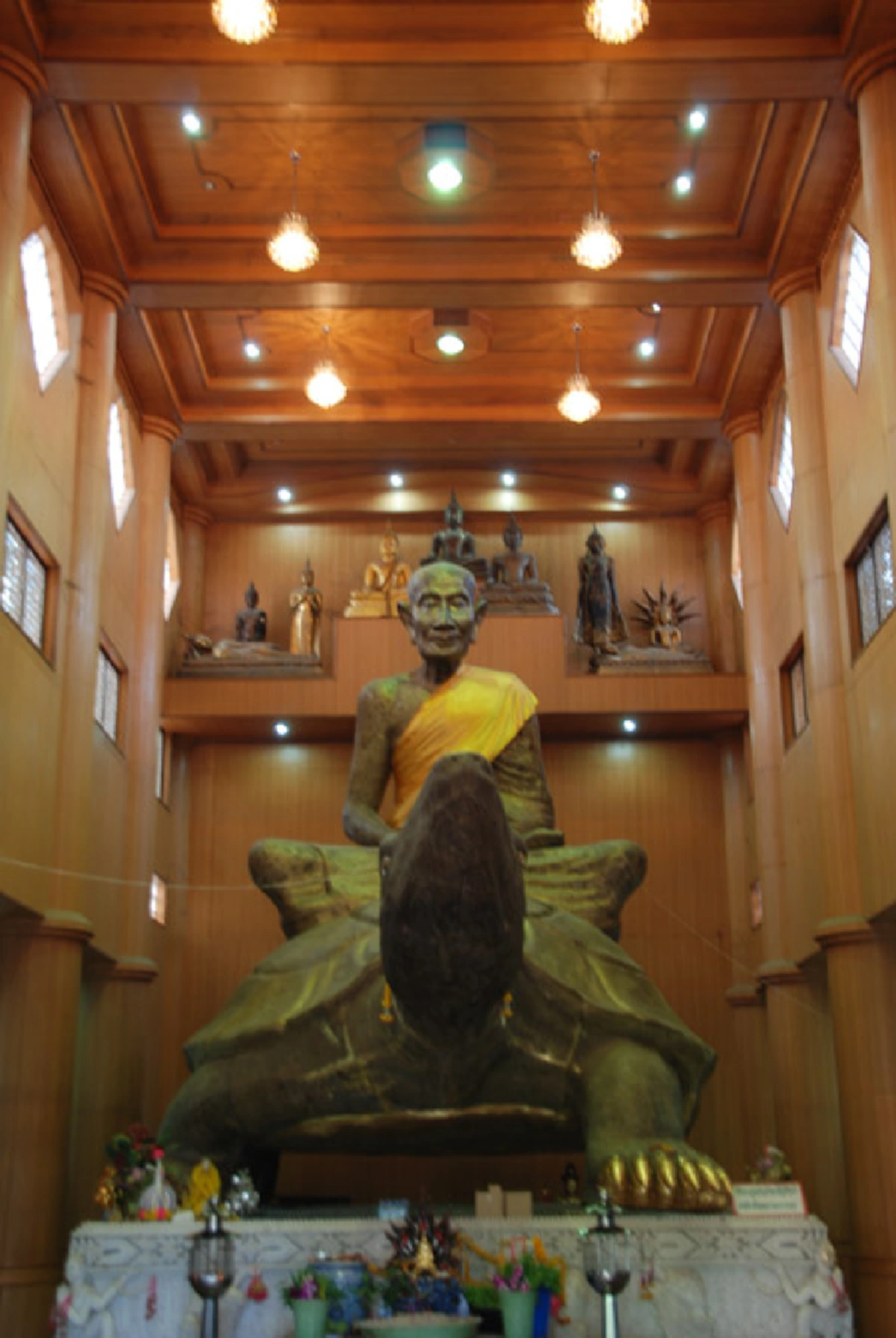 ครอบครัวโดนรังแกแค้นต้องชำระ "หลวงปู่หลิว" ดั้งด้นเรียนวิชาจากกระเหรี่ยง ส่งคุณไสยเข้าท้องโจร ก่อนละกิเลสออกบวช