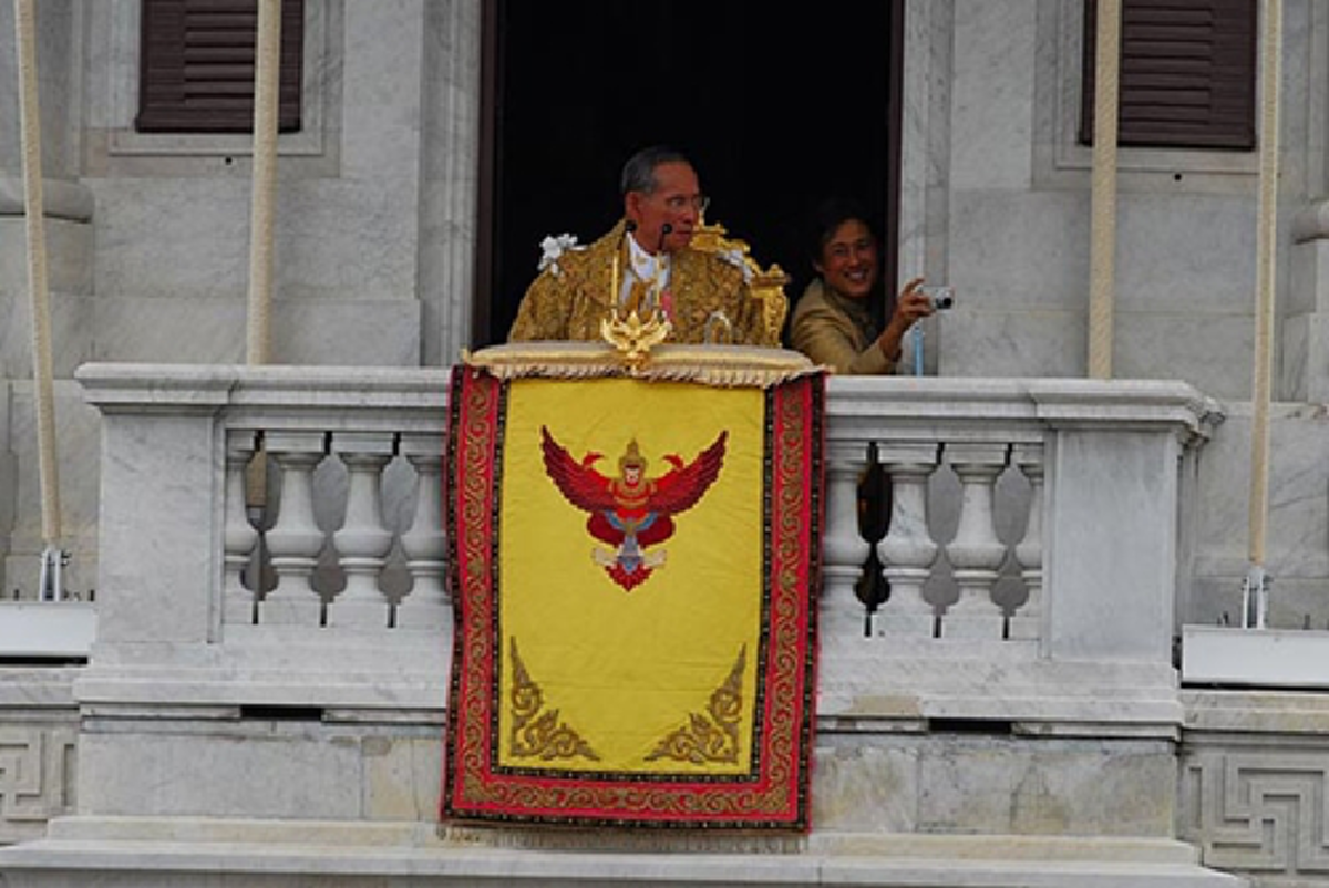 สมเด็จพระเทพฯ ตรัสเล่า !!! ..."พ่อดุเรา"... !!! ภาพเหตุการณ์ที่ยังตราตรึงอยู่ในดวงใจพสกนิกรชาวไทยทั่วหล้า !!!