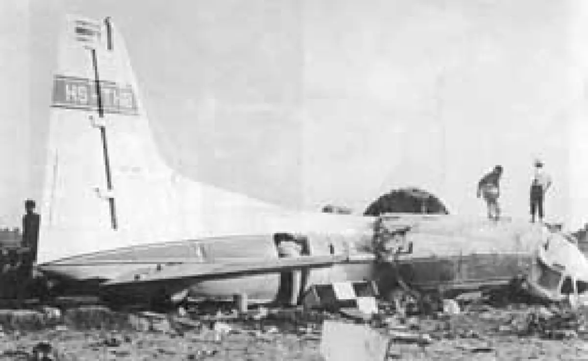 ผมเคยปรามาสท่าน!! "หลวงพ่อฤาษีลิงดำ" เล่าเรื่อง "พระอาจารย์วัน" มรณภาพจากเหตุเครื่องบินตก มาขอขมาในนิมิต แล้วไปเกิดเป็นพรหม !!