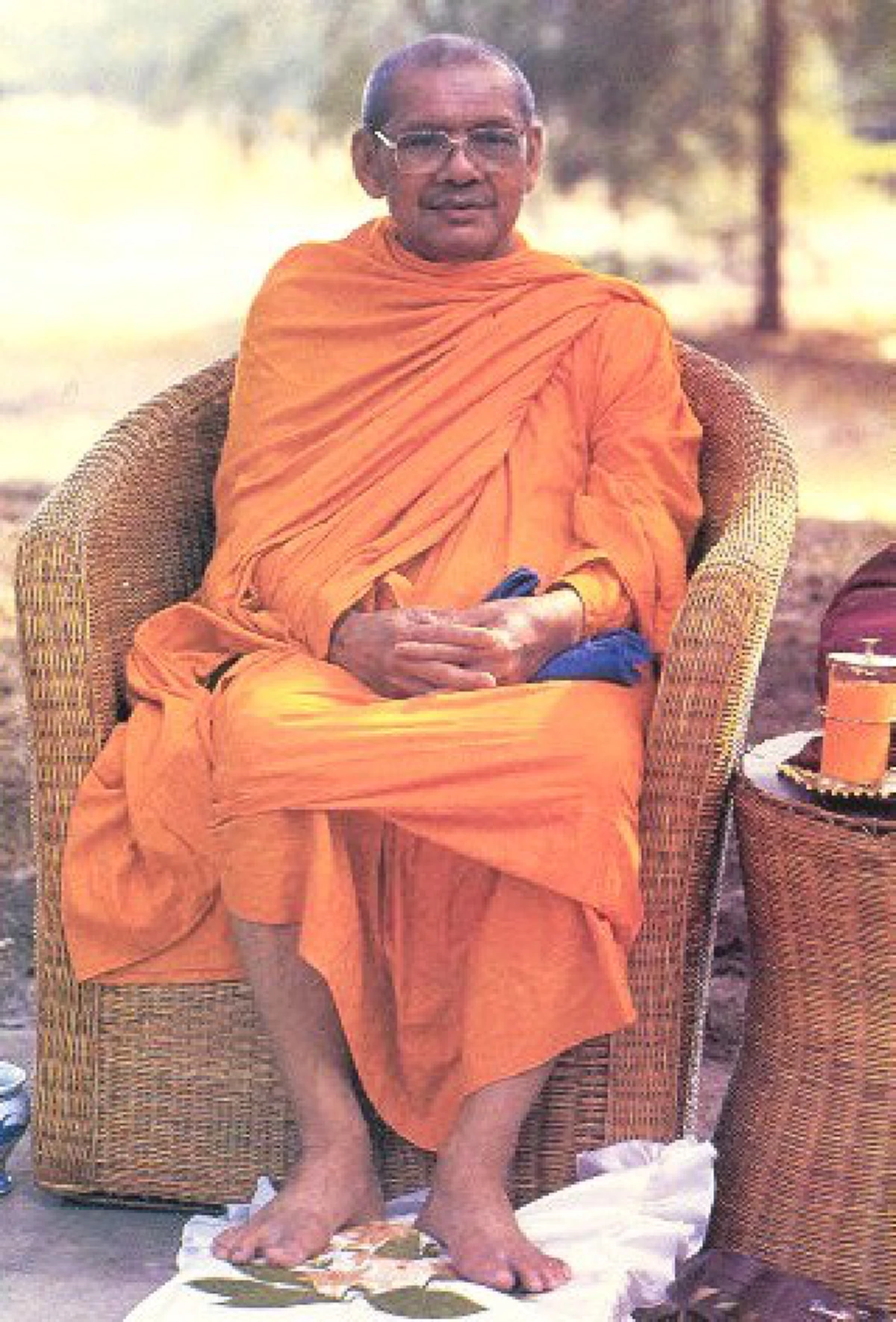 จิตสุดท้ายก่อนตาย.. ชี้ทางไปสู่ชาติหน้า หลวงพ่อฤๅษีลิงดำเมตตาสอน  ๕ วิธีจูงจิตผู้ป่วยใกล้ตาย  ให้ไปสู่ภพภูมิที่ดี ..