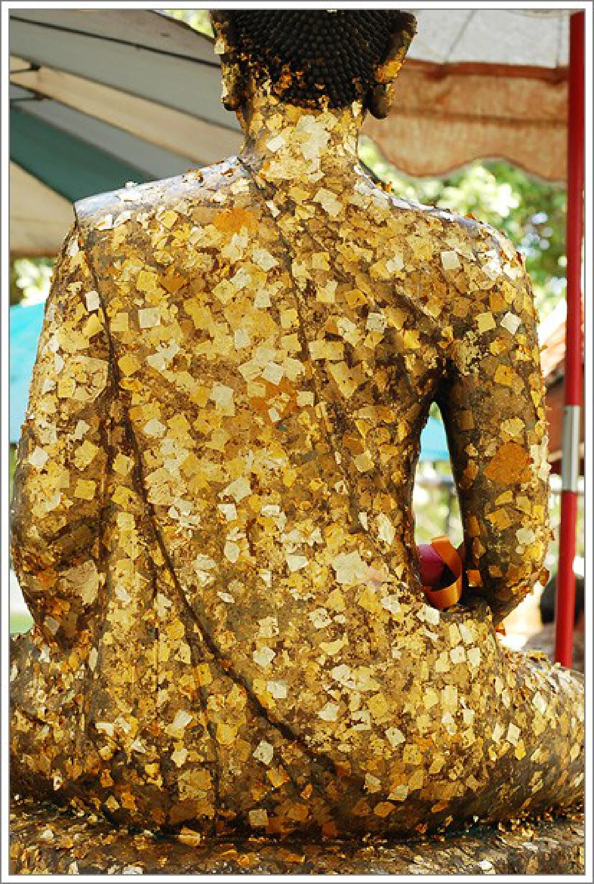 บอกกันไว้..ได้บุญกุศล"เคล็ดการติดทองพระพุทธรูป" ไม่ว่าติดตรงไหน ได้อานิสงส์สูงล้น ทั้งชาตินี้และชาติหน้า ติดทั้งองค์ เห็นผลทันตา.