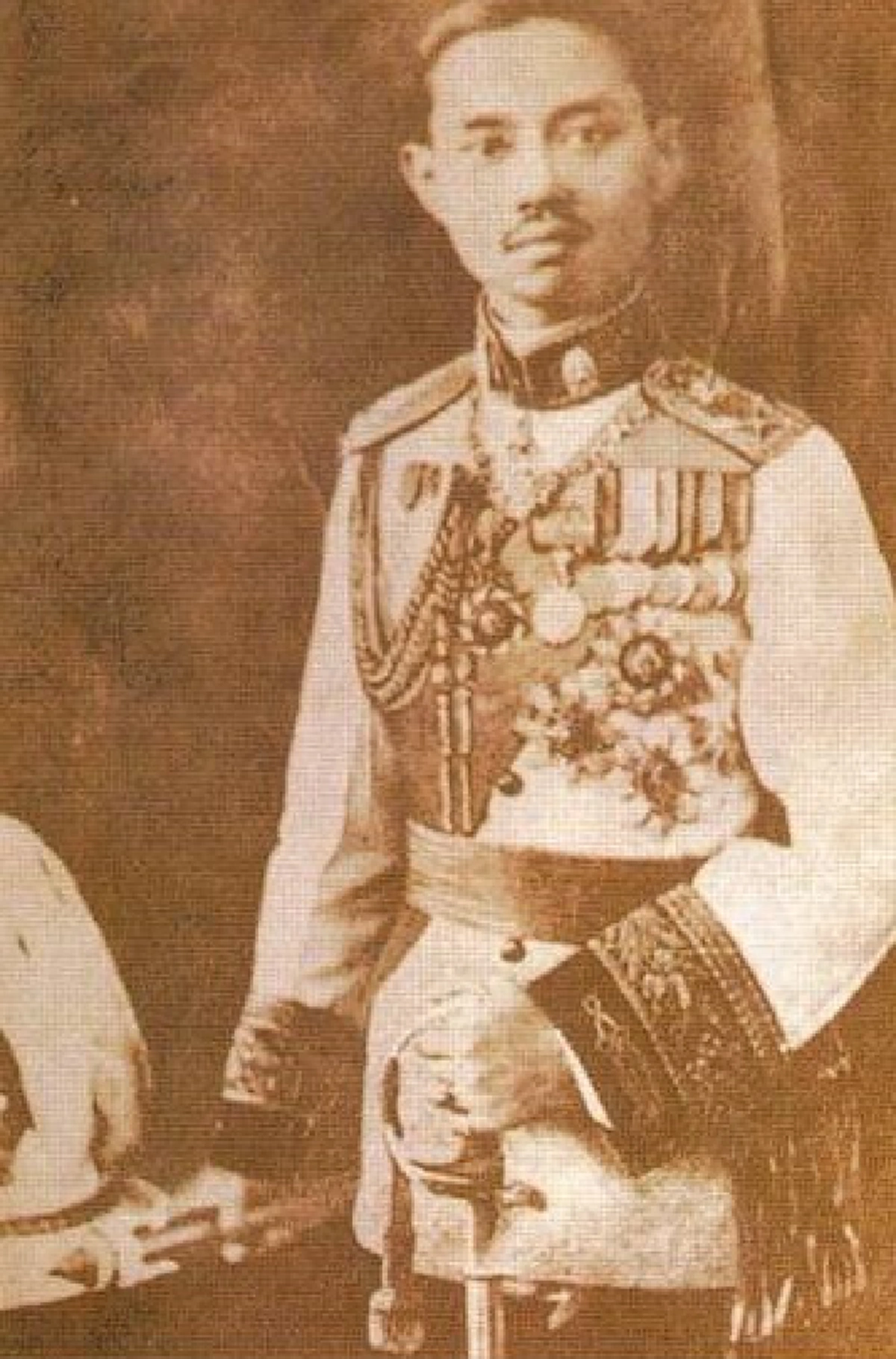 ใต้ร่มฉัตรจอมทัพไทย!! ๑๑๔ ปี "พระคฑาจอมพลองค์แรกแห่งสยาม" ในสมัย ร.๕ สู่ "พระคฑาจอมทัพภูมิพล" สมพระเกียรติ "พระมหากษัตริย์ไทย" #วันนี้ในอดีต