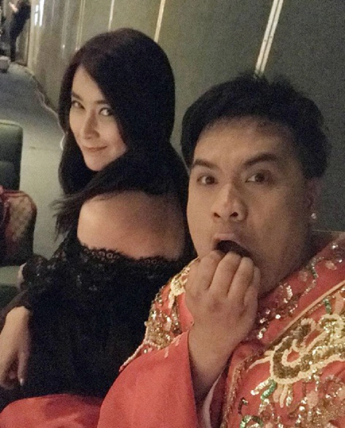 แม่เจ้าโว้ย...ขยี้ตาแทบหลุด!! เมื่อ "ใหม่ สุคนธวา" เจอแฟนหนุ่มเซอร์ไพรส์วาเลนไทน์ เห็นช่อดอกไม้ที่ได้มาทำเอาอึ้ง...มีฮากระจายทั้งโซเชียล!!??