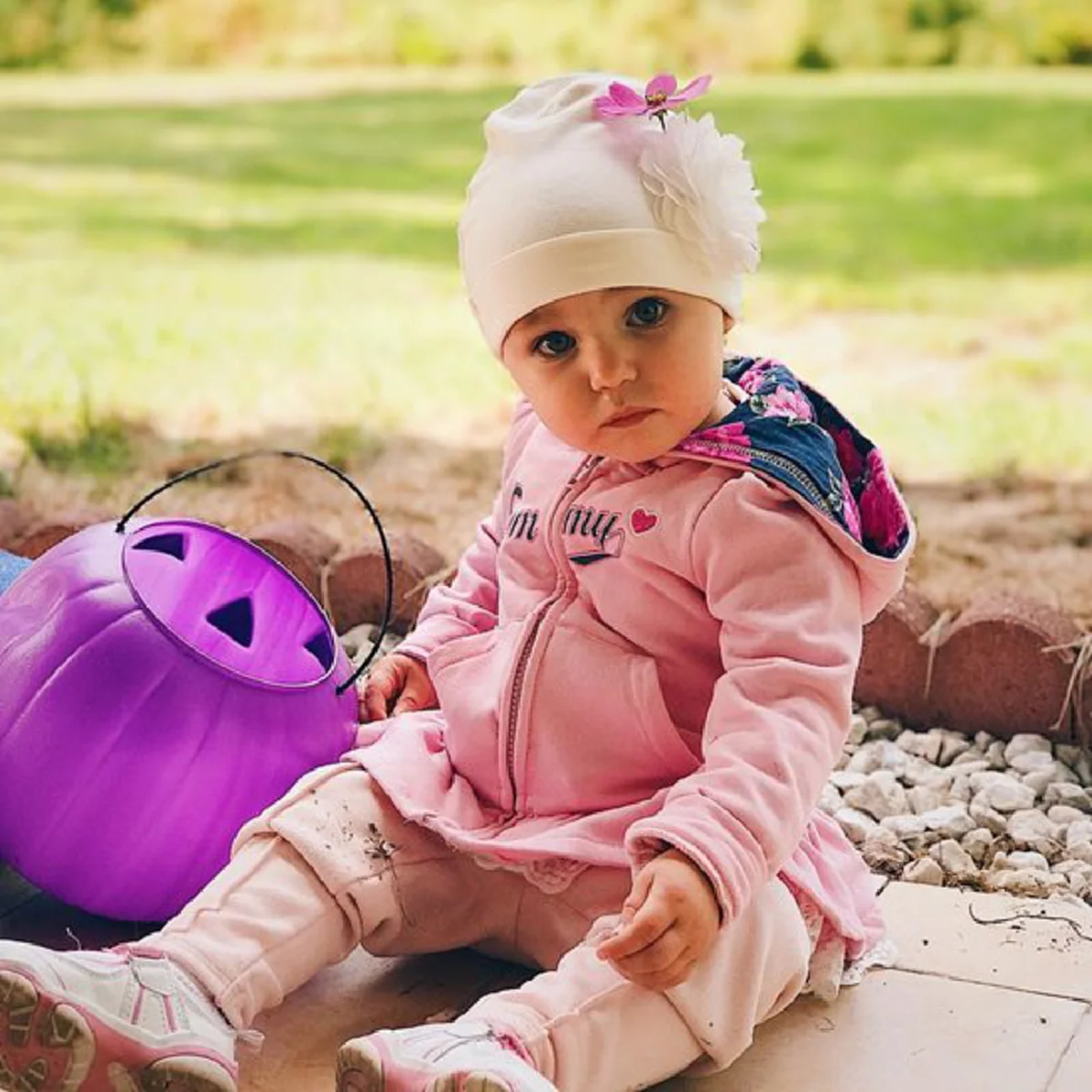 แจกความสดใสสุดฤทธิ์ !!! "น้องมายา " ลูกสาว "นาตาลี เกลโบวา" บอกได้คำเดียวน่ารักอย่างกับตุ๊กตา! ใครเห็นต้องหลง!!?