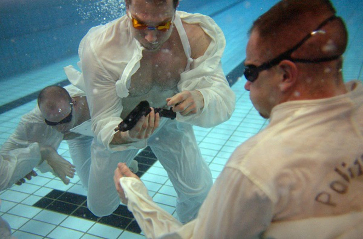 เห็นแล้วช็อก!! เปิด 26 ภาพ การฝึกทหารสุดโหด ในแต่ละประเทศ! เห็นแล้วรู้เลยว่าต้องผ่านอะไรมาบ้าง!!?