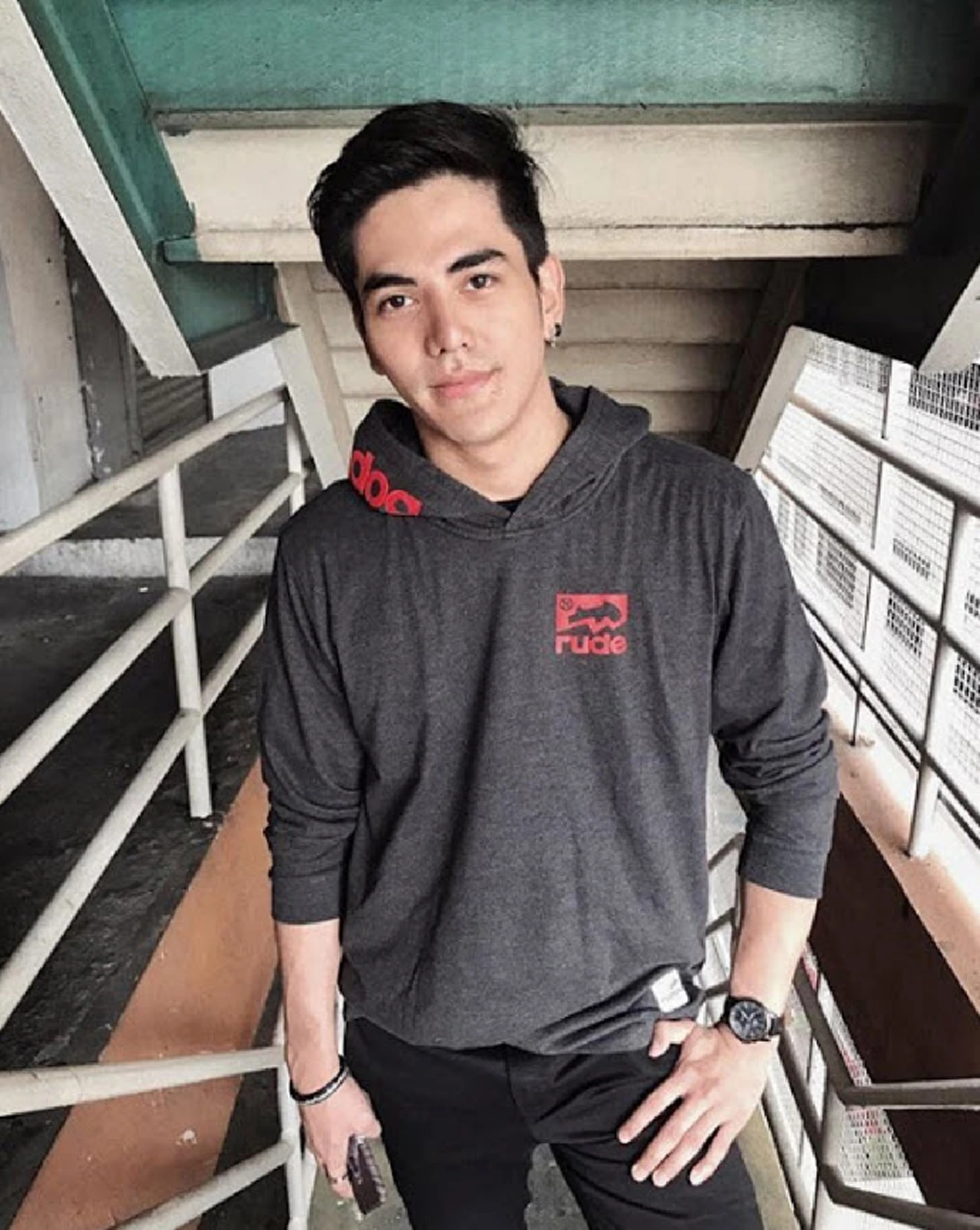 #ยังจำกันได้หรือเปล่า!! "น้องหนักแน่น" อดีตดาราเด็กชื่อดัง แจ้งเกิดจาก "รักแห่งสยาม"  ปัจจุบันโตเป็นหนุ่มแล้ว เปลี่ยนไปมากเลย !! (ชมภาพ)