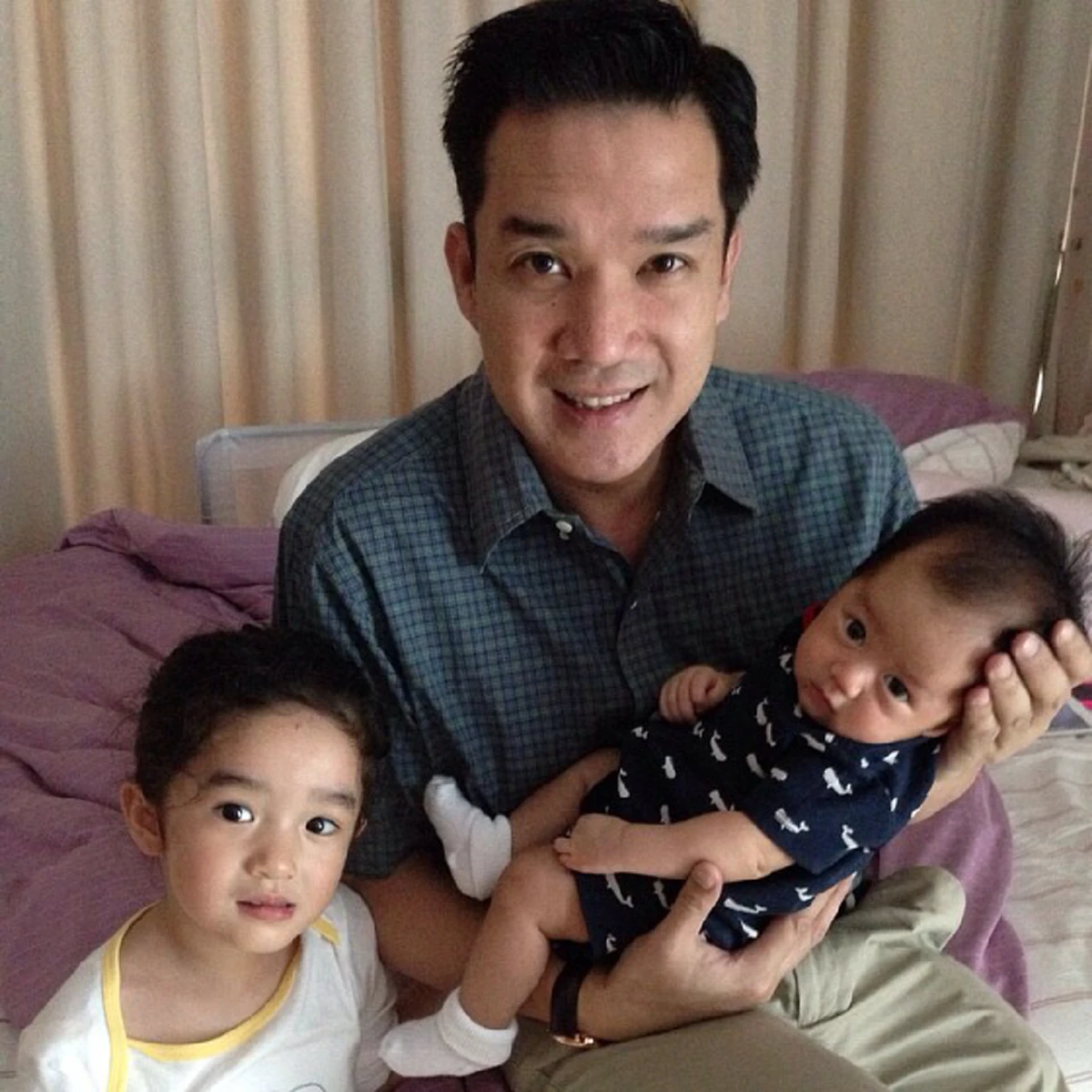 โอปป้าเกาหลีชิดซ้าย!! ส่องภาพล่าสุด "บรู๊ค" สามี "กบ สุวนันท์" หลังหายหน้าจากวงการบันเทิงไป 10 ปี กลับมาคราวนี้แทบไม่อยากจะเชื่อสายตา