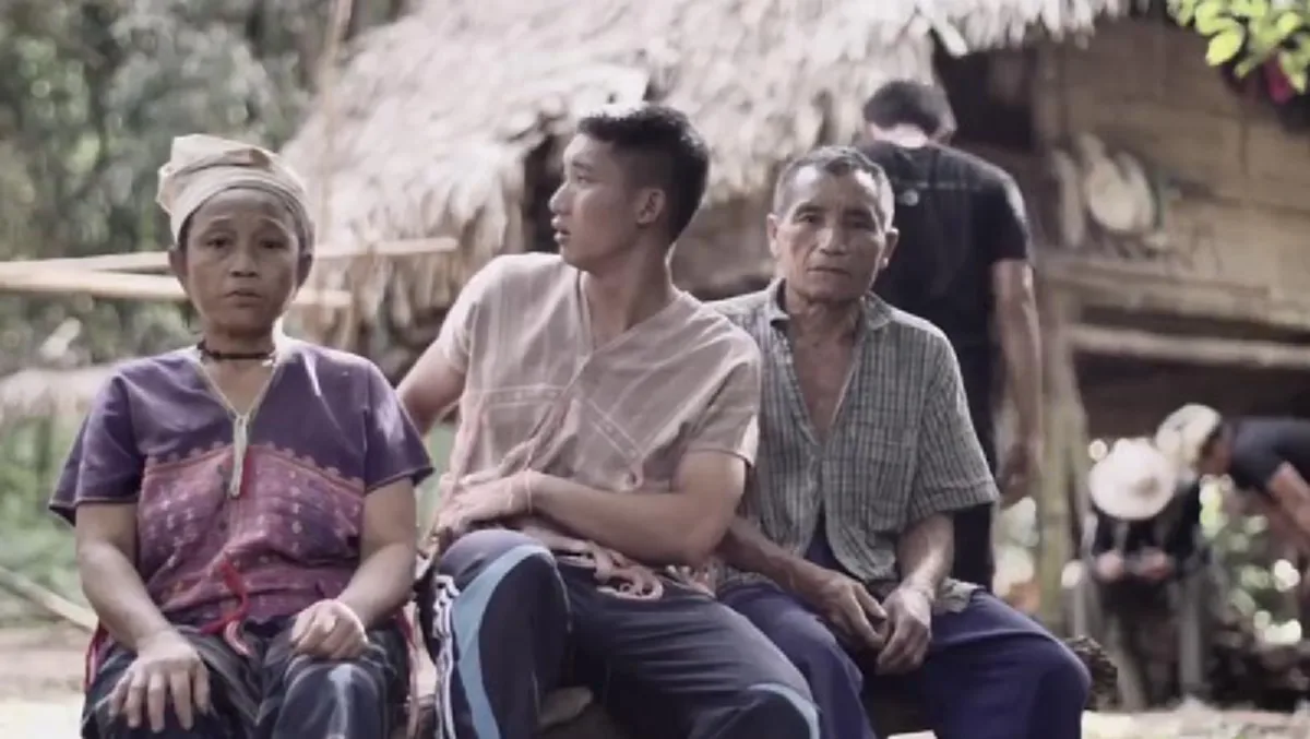 ยิ่งรู้จักก็ยิ่งชื่นชม!!! เปิดชีวิต "นัน ไมค์ทองคำ" กับหน้าที่ของลูก เมื่อครั้งหนึ่งต้องแบกแม่ป่วย เดินเท้าฝ่าทางลำบากหลายกิโลพาไปรพ.!??