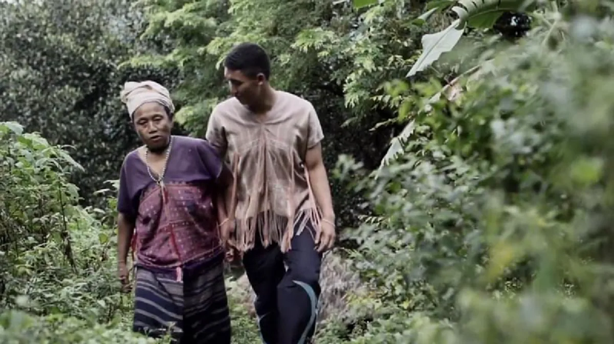 ยิ่งรู้จักก็ยิ่งชื่นชม!!! เปิดชีวิต "นัน ไมค์ทองคำ" กับหน้าที่ของลูก เมื่อครั้งหนึ่งต้องแบกแม่ป่วย เดินเท้าฝ่าทางลำบากหลายกิโลพาไปรพ.!??