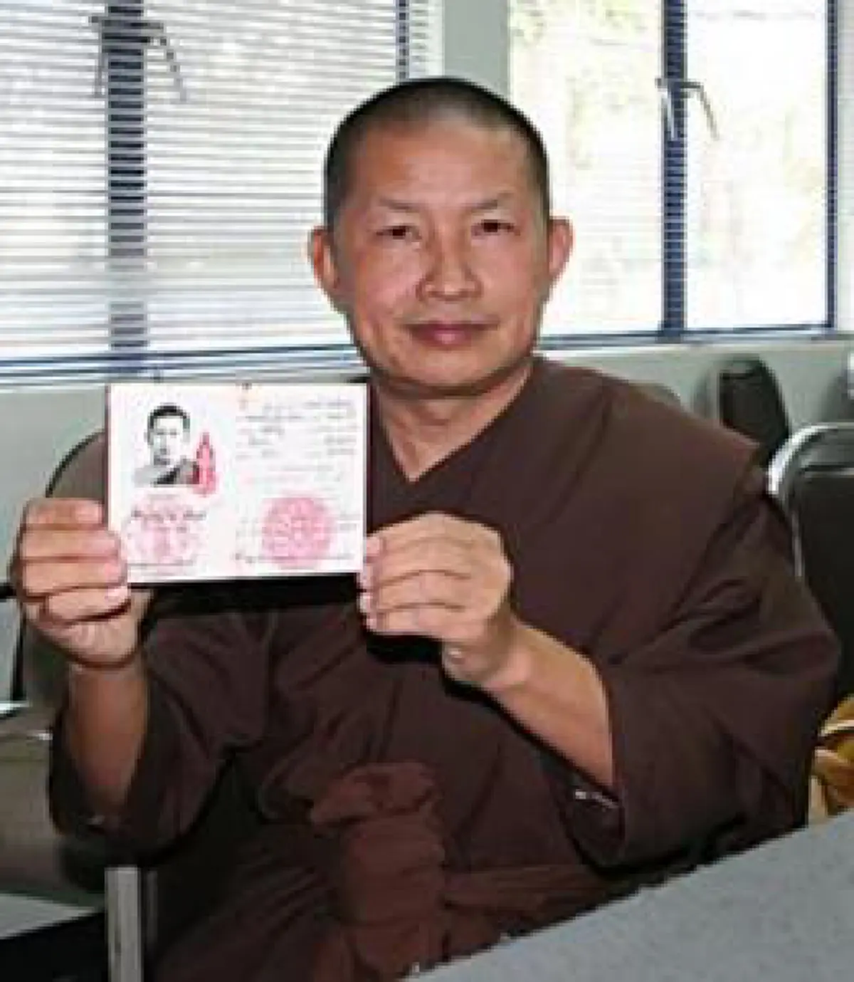 เปิด 9 ตำนาน !!! "ผ้าเหลืองฉาว" วิกฤตศรัทธาวงการสงฆ์ไทย อันยากจะลบ จากบันทึกหน้าประวัติศาสตร์ !!!