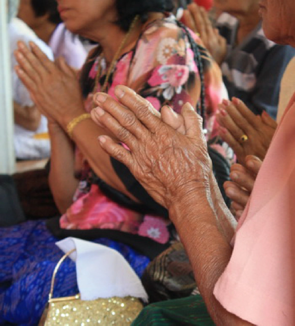 เงาหัวขาด! ลางบอกเหตุอาจถึงฆาต... เชื่อ! ต้องแก้เคล็ด