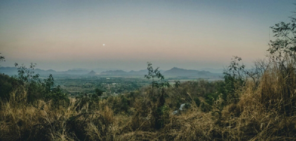 เรื่องเล่ายามค่ำคืน !!! ร.ด. สยอง ที่เขาชนไก่ !!! ที่สุดแห่งความสะพรึง ขนหัวลุก #ระวังจะไม่กล้าเข้าห้องน้ำ