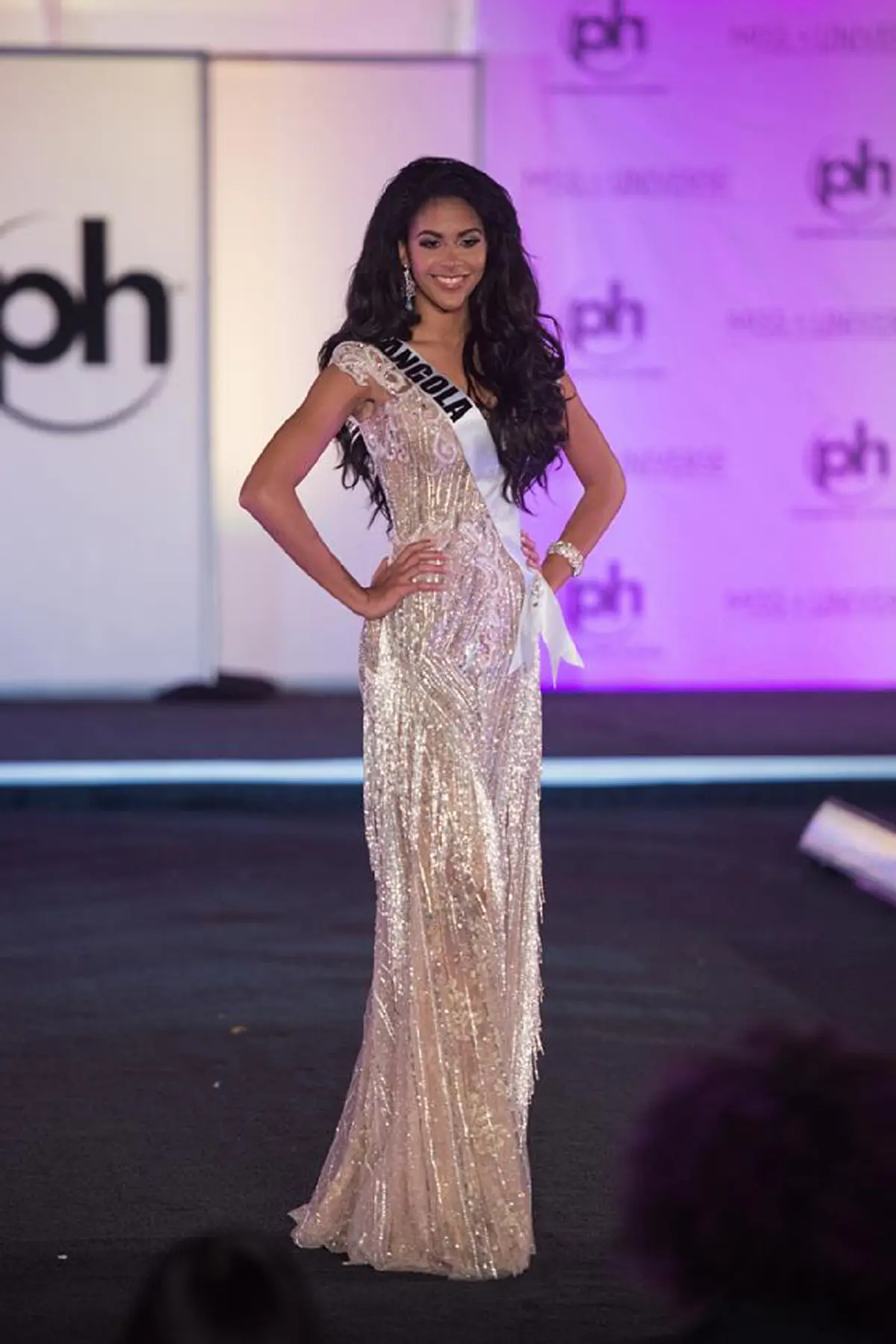 สวยตาแตก!!! เปิดภาพ TOP 10 ชุดราตรียอดเยี่ยม บนเวที "มิสยูนิเวิร์ส 2017" รอบ (Preliminary) ใครติดบ้าง!?!