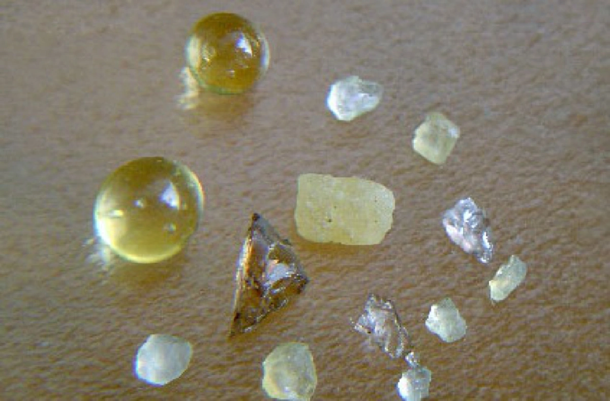 ปาฏิหาริย์อัฐิพระอรหันต์!! บูรพาจารย์แห่งพระวิปัสสนากรรมฐาน "หลวงปู่มั่น  ภูริทัตโต" มรณภาพ เกิดเหตุอัศจรรย์ "อัฐิกลายเป็นพระธาตุ" !!