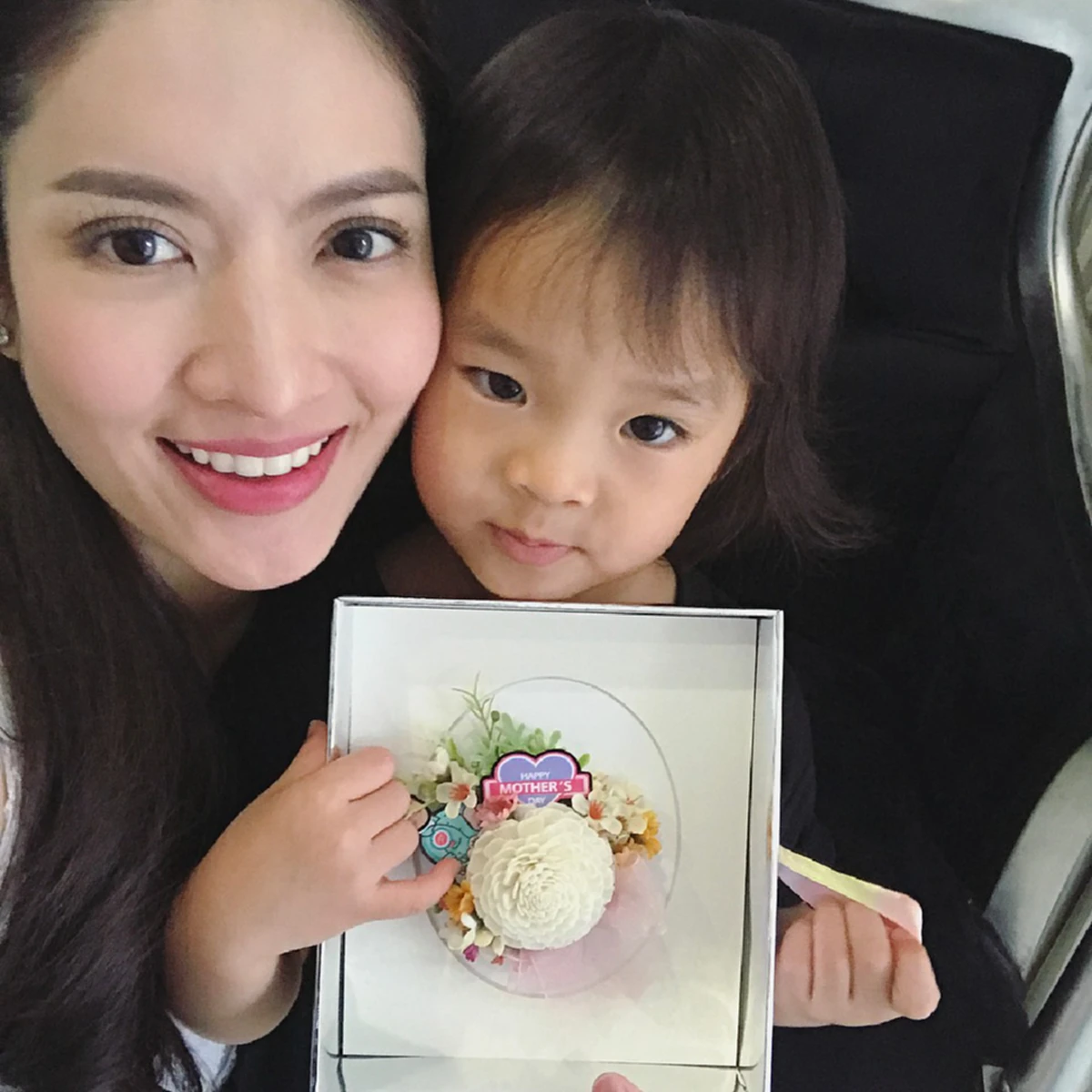 กว่าจะเป็น “แอฟ ทักษอร”ในวันนี้ !!  ส่องภาพความสวยของเธอ สมัยเข้าวงการใหม่ ๆ ที่หลายคนเห็นแล้ว เป็นอันต้องยกนิ้วให้ ?? 