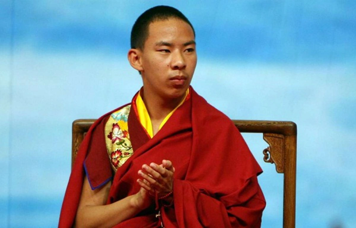 พุทธพาณิชย์อู้ฟู่!! "ปันเชินลามะ" ออกมาแฉ "อลัชชีแดนมังกร" รุกหนัก เรี่ยไรชาวบ้าน เปลี่ยนวัดเป็นสถาบันการเงิน ... เจริญรอยตามพี่ไทย?!!