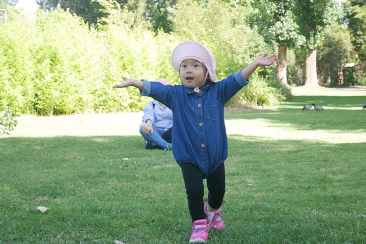 มันก็จะชิลๆหน่อยนะแม่!! น้องเป่าเปา ตะลุยออสเตรเลีย ไม่ว่ารุ่นใหญ่รุ่นเล็ก เจ๊ hi-touch ให้หมด มีคลิป