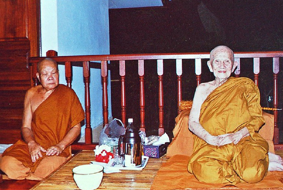 น้อมกราบด้วยเศียรเกล้า! "หลวงปู่บุญฤทธิ์" อดีตนักเรียนนอกอนาคตไกล เลือกเดินทางธรรมสายกรรมฐาน เพราะเสียงหัวใจ! มาวันนี้103ปียังไม่หยุดภาวนา!