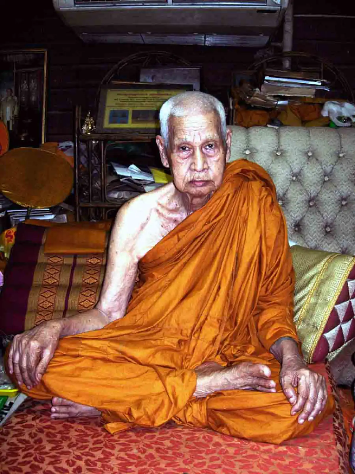 น้อมนมัสการ.. พระเกจิ ๕ แผ่นดิน "หลวงพ่อแย้ม" อายุ๑๐๒ ปี ผู้สร้างกุมารทองที่โด่งดัง!! จัดพิธีไหว้ครู ๓๐ มีนาคมนี้ สาธุ!!!