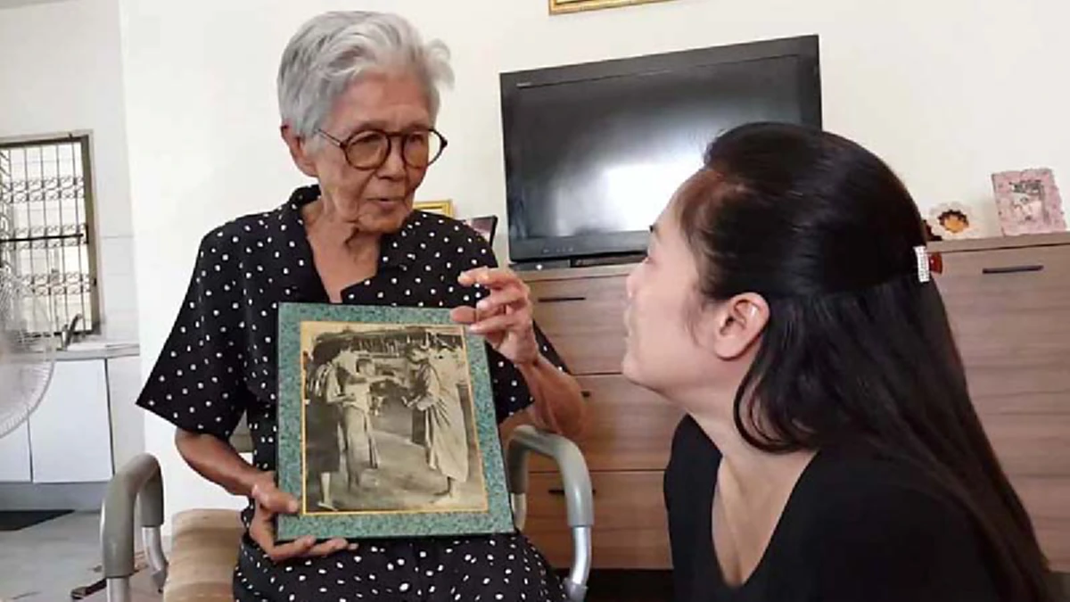 เจอตัวแล้ว..บุคคลในภาพประวัติศาสตร์ คุณยายสุมน ผู้มีโอกาสได้ใส่บาตรพระ "ภูมิพโลภิกขุ"เผยนาทีตราตรึงใจที่ต้องจารึกไว้ชั่วชีวิต.