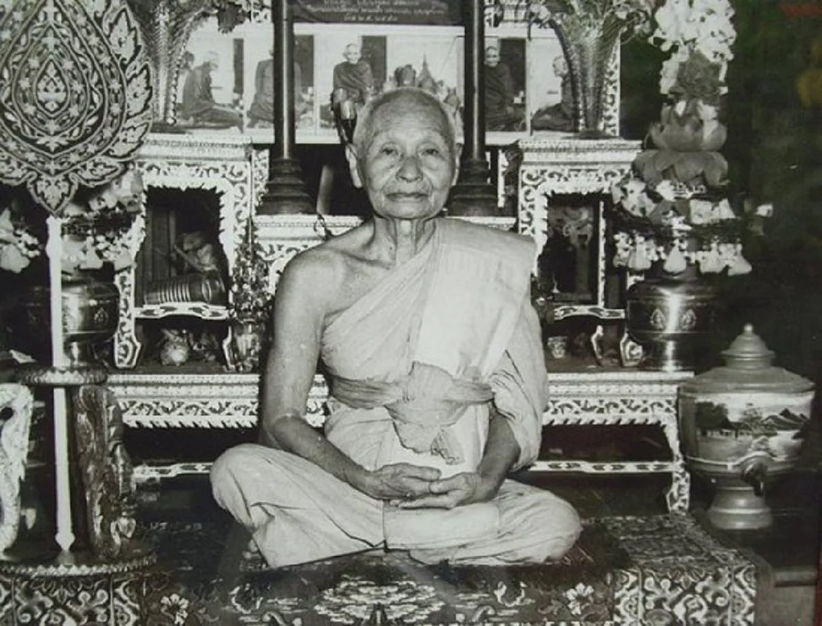 เบี้ยแก้..ตำรับหลวงปู่บุญ "หลวงปู่เพิ่ม วัดกลางบางแก้ว"ป้องกัน..ลมเพลมพัด คุณไสย คุณผี คุณคนทั้งปวงอุบาทวเหตุ อุบาทวภัย.