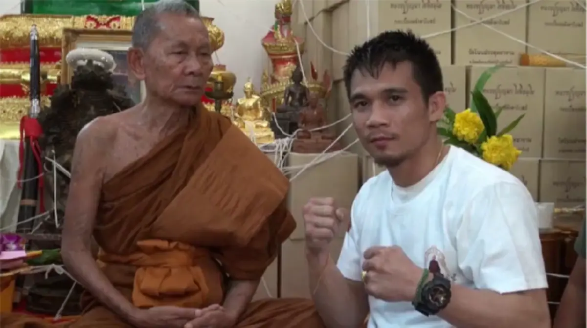 ทีเด็ดเจ้าแหลม!!! เปิดภาพ "พระเครื่อง หลวงปู่บุญมา" วัดบ้านแก่ง สิ่งยึดเหนี่ยวจิตใจของ "เจ้าแหลม ศรีสะเกษ" ให้อยู่ยงคงกระพัน !!