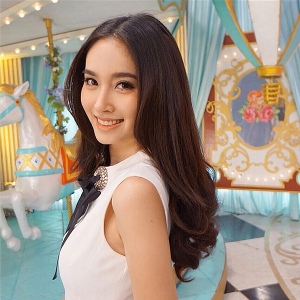 สิ้นสุดศึกนางงาม!!! "ปอย ตรีชฎา" ส่งข้อความ ถึง "พระแจ๊ส อดีตมิสทิฟฟานี่" หลังโพสต์ขออภัยเคยใส่ร้าย!!!