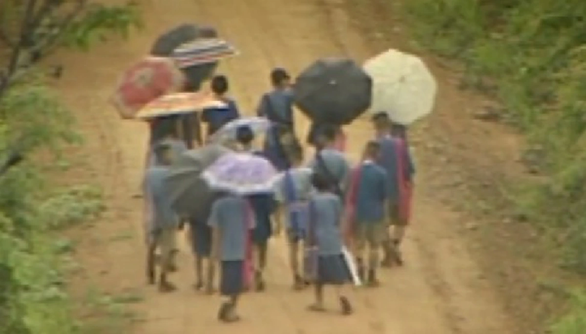 จะมีสักกี่คนคิดแบบนี้!จากชีวิตด.ช.ชาวดอยเดินเท้าไปกลับวันละ6ชม.มาเรียนหนังสือ วันนี้เรียนจบเป็นครูขอเลือกใช้ชีวิต..เพื่อเด็กๆถิ่นทุรกันดาร!?