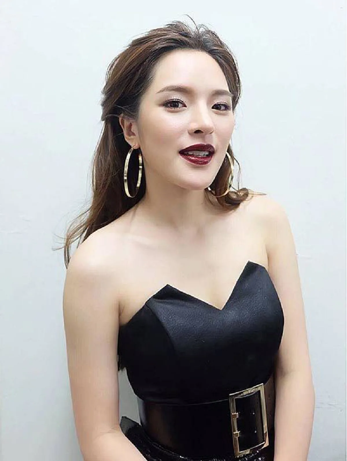 "ปันปัน" ยอมรับสนิท "วุ้นเส้น" ไม่ขอพูดถึงประเด็น "วุ้นเส้น" แตกกับ "เจนี่" เพราะไม่รู้เรื่องอะไรด้วย
