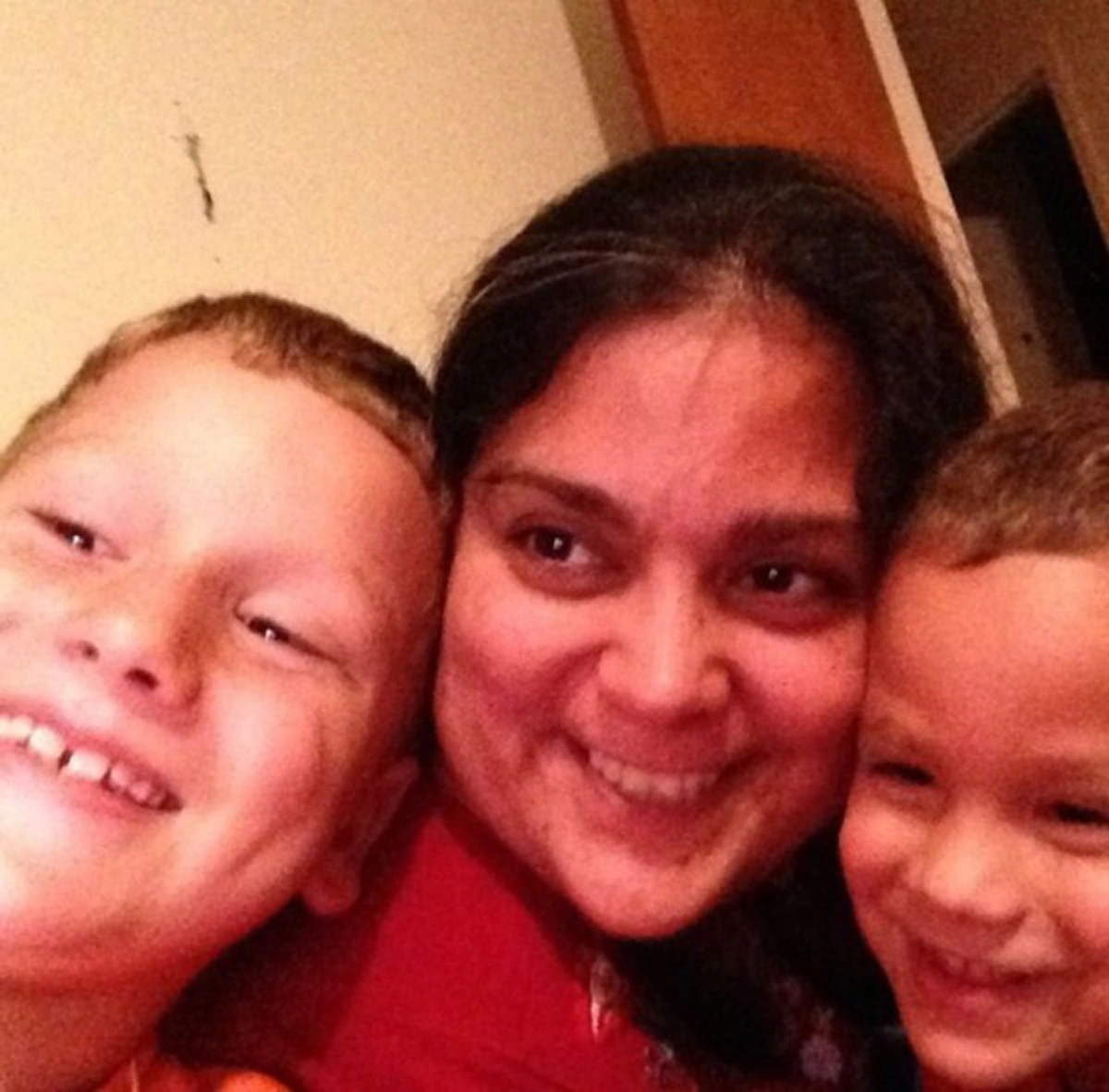 หัวใจเธอยิ่งใหญ่จริงๆ!! คุณครูสาวยอมสละไต ช่วยชีวิตแม่ของนักเรียนที่ป่วยหนักเจียนตาย ให้กลับมามีชีวิตใหม่อีกครั้ง