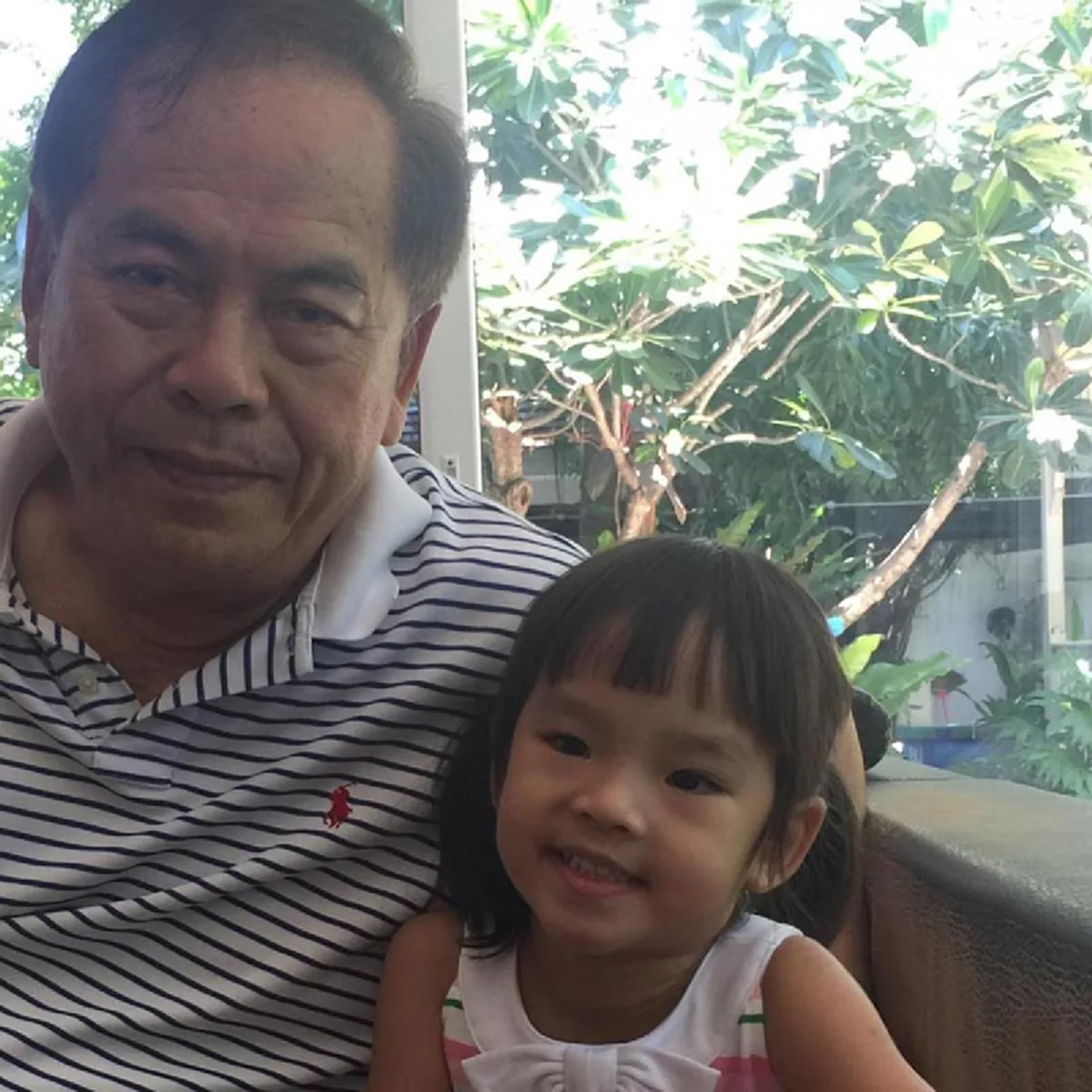 เขาคือสายเลือดแท้ๆ พ่อ "สงกรานต์" สวนกลับ ถูกสื่อพาดพิงทอดทิ้งลูกหลาน แถมงานนี้ฝากชื่นชมไปถึงอดีตสะใภ้