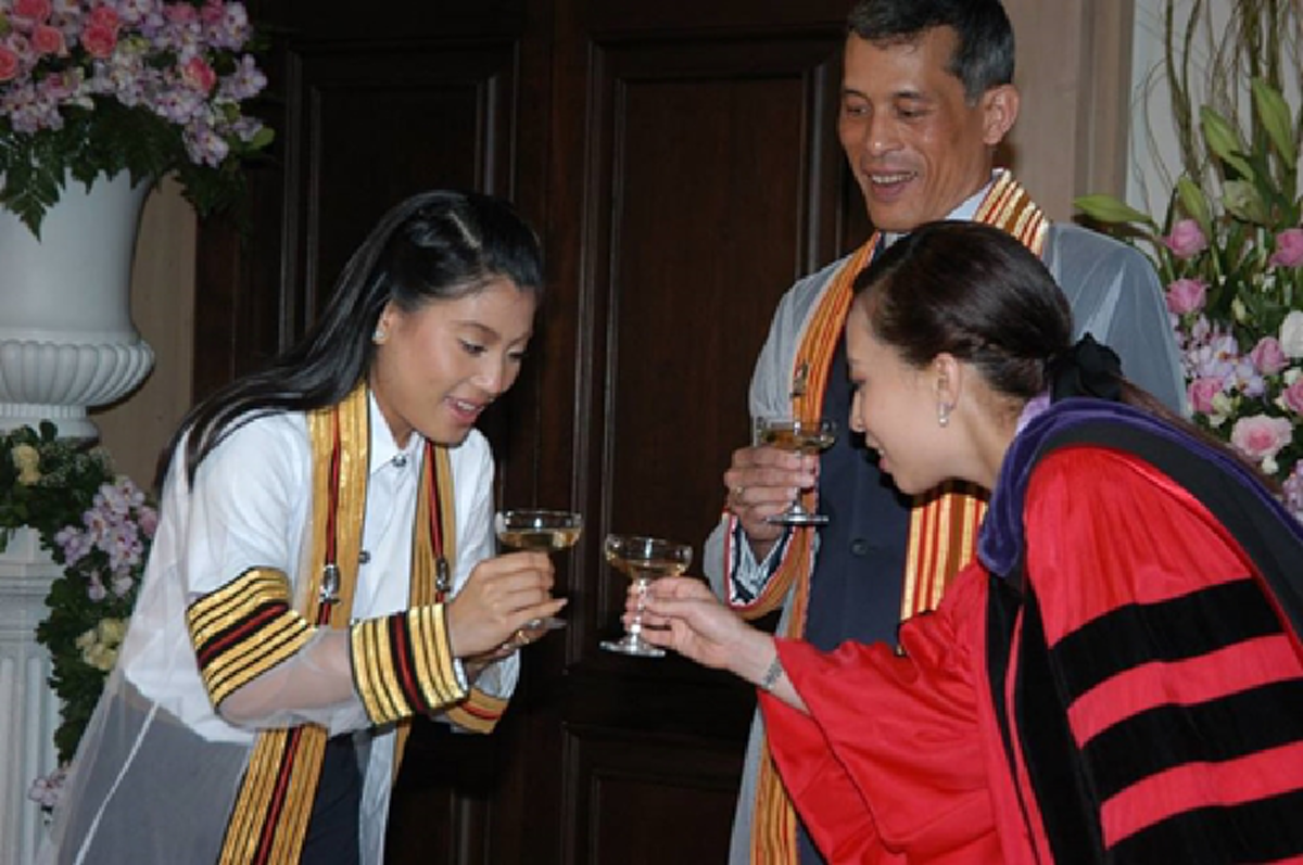 พระสิริโฉมงดงาม เลอค่ายิ่ง !!! พระองค์เจ้าสิริวัณณวรีฯ เจ้าหญิงที่ทรงได้รับความนิยมมากระดับโลก !!! พร้อมเรื่องเล่าส่วนพระองค์ !!!