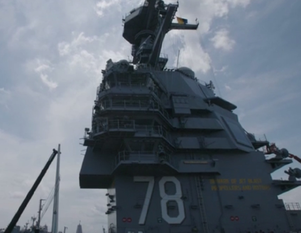 ชมกันชัด ๆ เหนือกว่าอย่างไร!! เรือบรรทุกเครื่องบินขนาดใหญ่ 4 แสนล้าน ของสหรัฐฯ ประสิทธิภาพเหนือกว่าศัตรูในทุกรูปแบบ (มีคลิป)