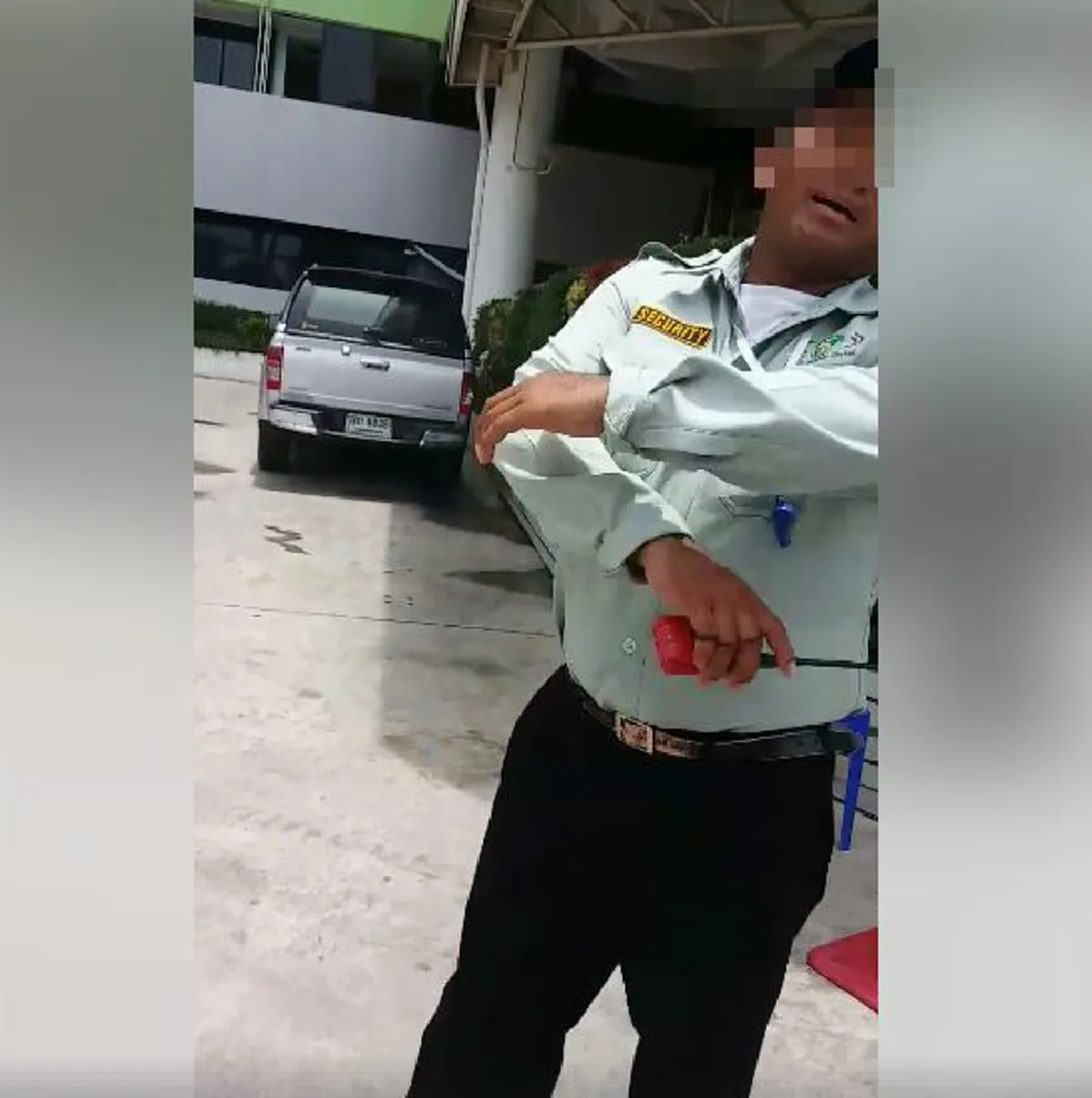 กร่างได้เรื่อง!! บริษัทไล่รปภ.ออก กรณีทำนักเลงใส่คนที่มาใช้บริการโรงพยาบาลระยอง