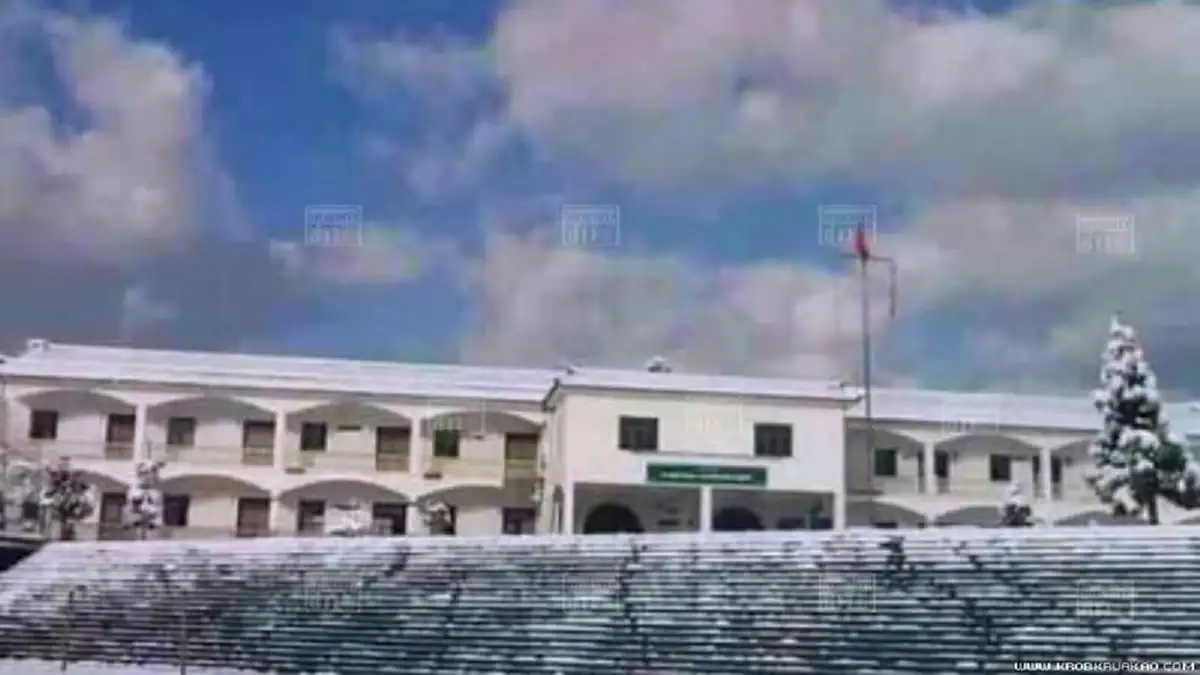 สุดช็อก!! หิมะถล่มพม่าหนักสุดรอบ 50ปี ขาวโพลนปกคลุมทั่วทั้งเมือง!!?? (ชมภาพ)