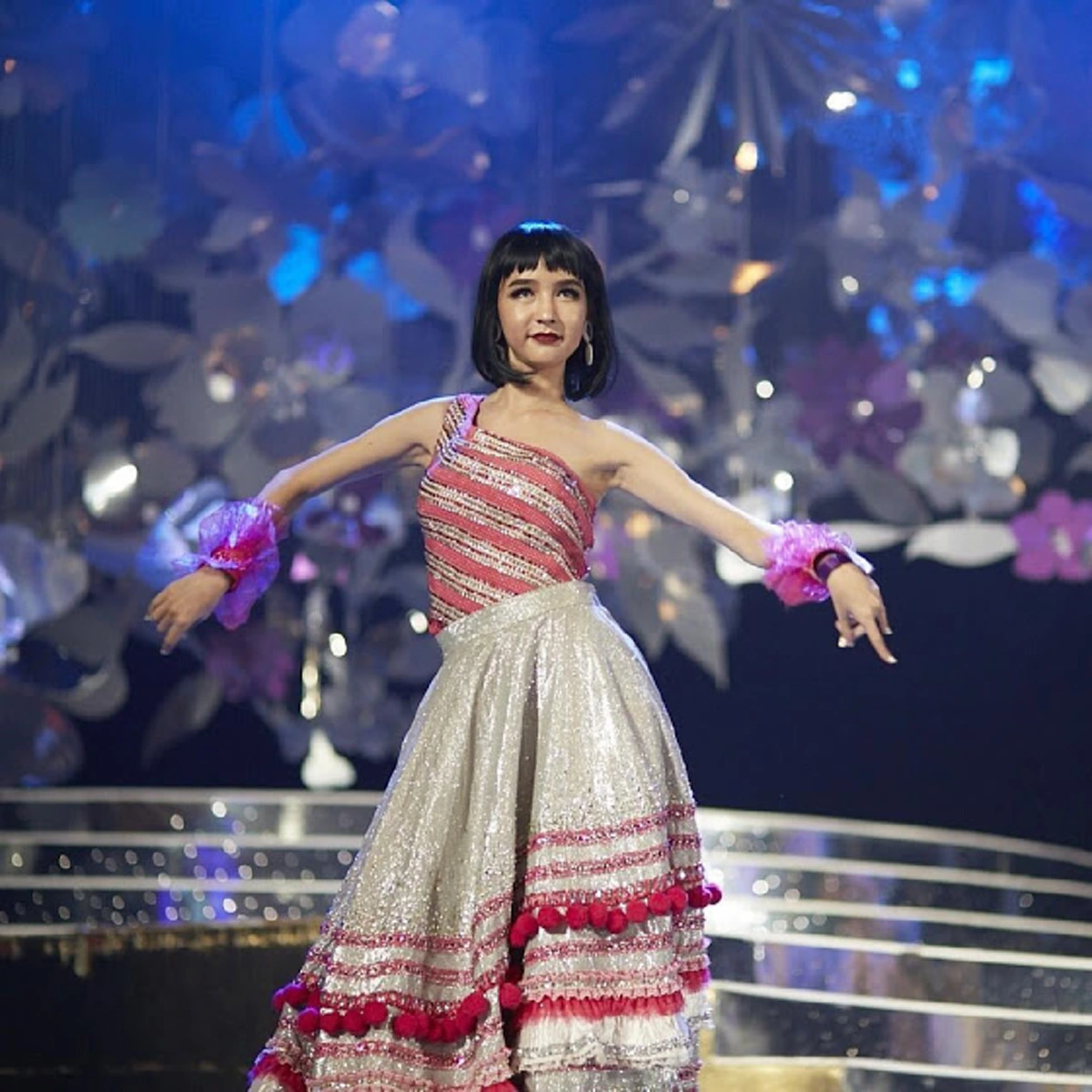 ***แทบไม่อยากเชื่อ !!! 9 เรื่องสุดพีคของ "โยชิ รินรดา" สาวเทียมที่สาวแท้อย่างเราๆยังต้องยอมเธอ บอกเลยหนุ่มๆห้ามพลาด !?