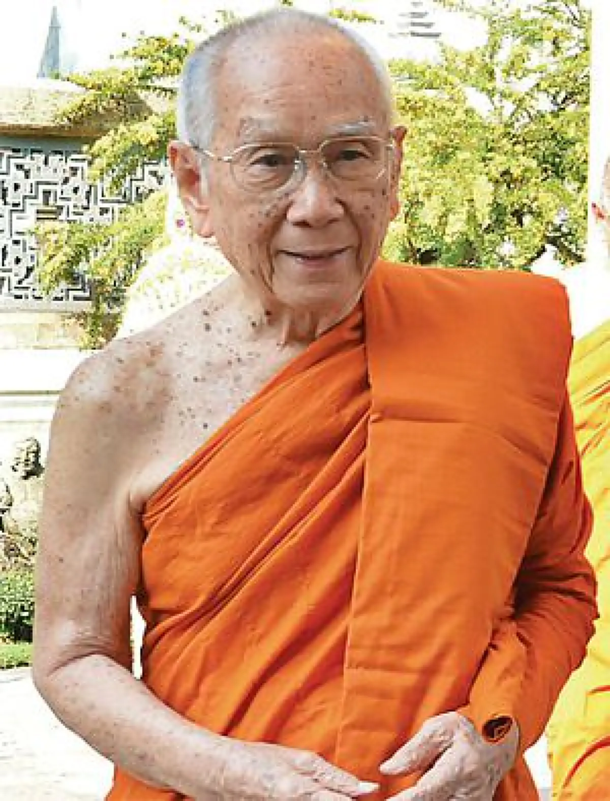 ทูลกระหม่อมหญิงอุบลรัตนฯ โพสต์ภาพลงอินสตราแกรม "เราได้มีสมเด็จพระสังฆราชองค์ใหม่..มีโอกาสกราบท่านอย่างน้อยปีละ 3 ครั้ง เวลาทำบุญให้น้องพุ่ม