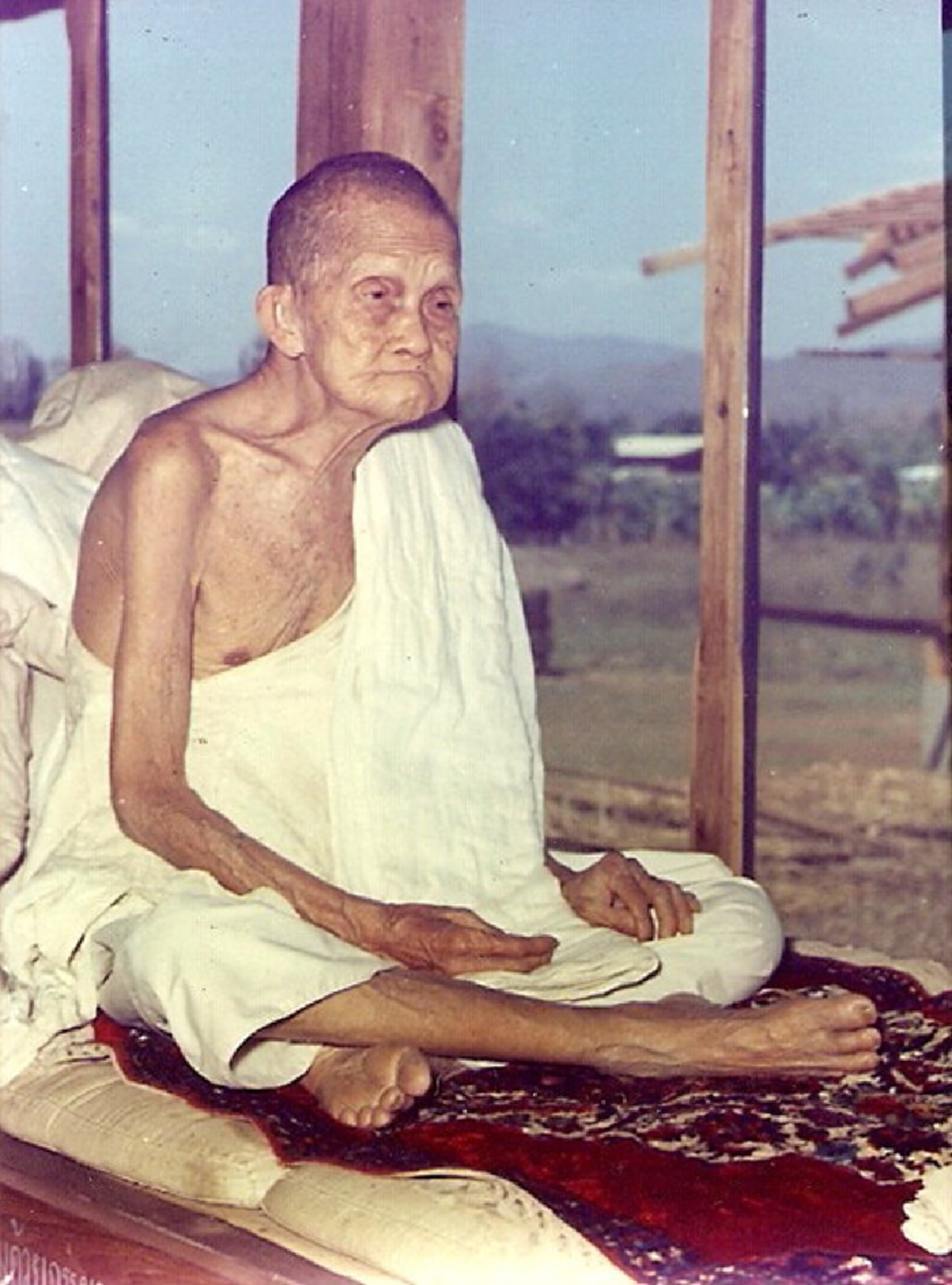 เปิดประวัติ "ครูบาอภิชัยขาวปี" ศิษย์เอก "ครูบาศรีวิชัย" !!! ครูบาต้องมลทิน ที่ "จอมพลสฤษดิ์" นับถือเป็นที่สุด !!!